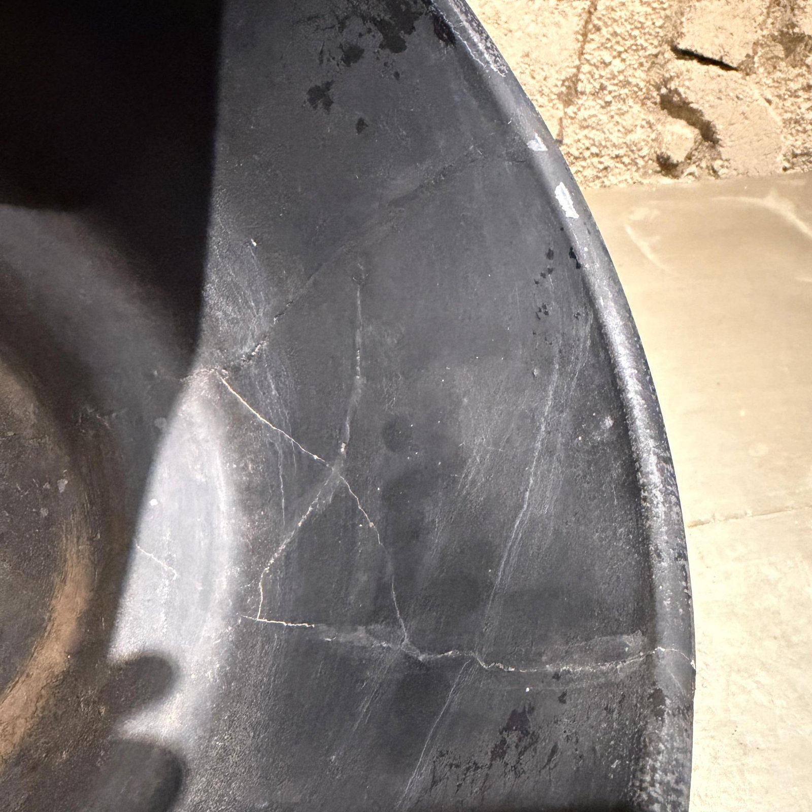 Mid-Century Modern Black Planter by Gainey Pottery, 9.75\" Diameter" - 15