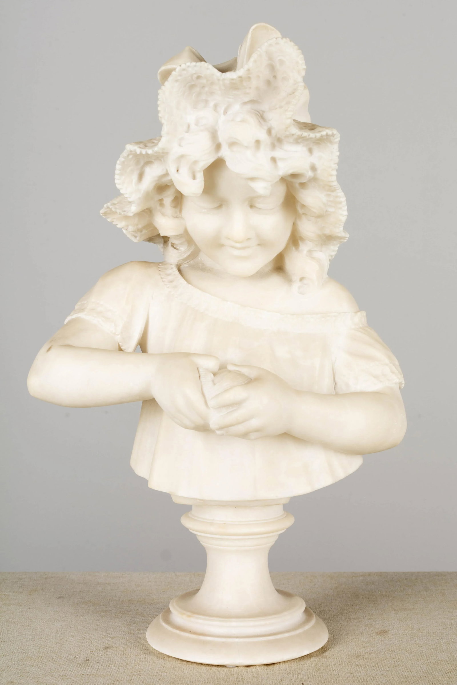 19th Century Pietro Giorgi Sculpture of Girl Peeling an Orange - 11