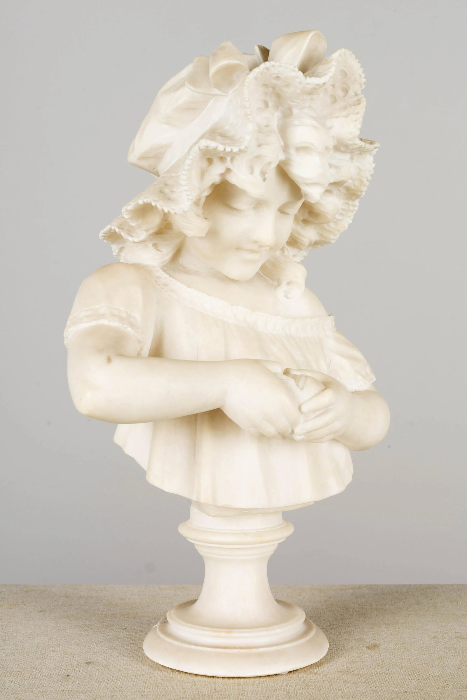 19th Century Pietro Giorgi Sculpture of Girl Peeling an Orange - 2
