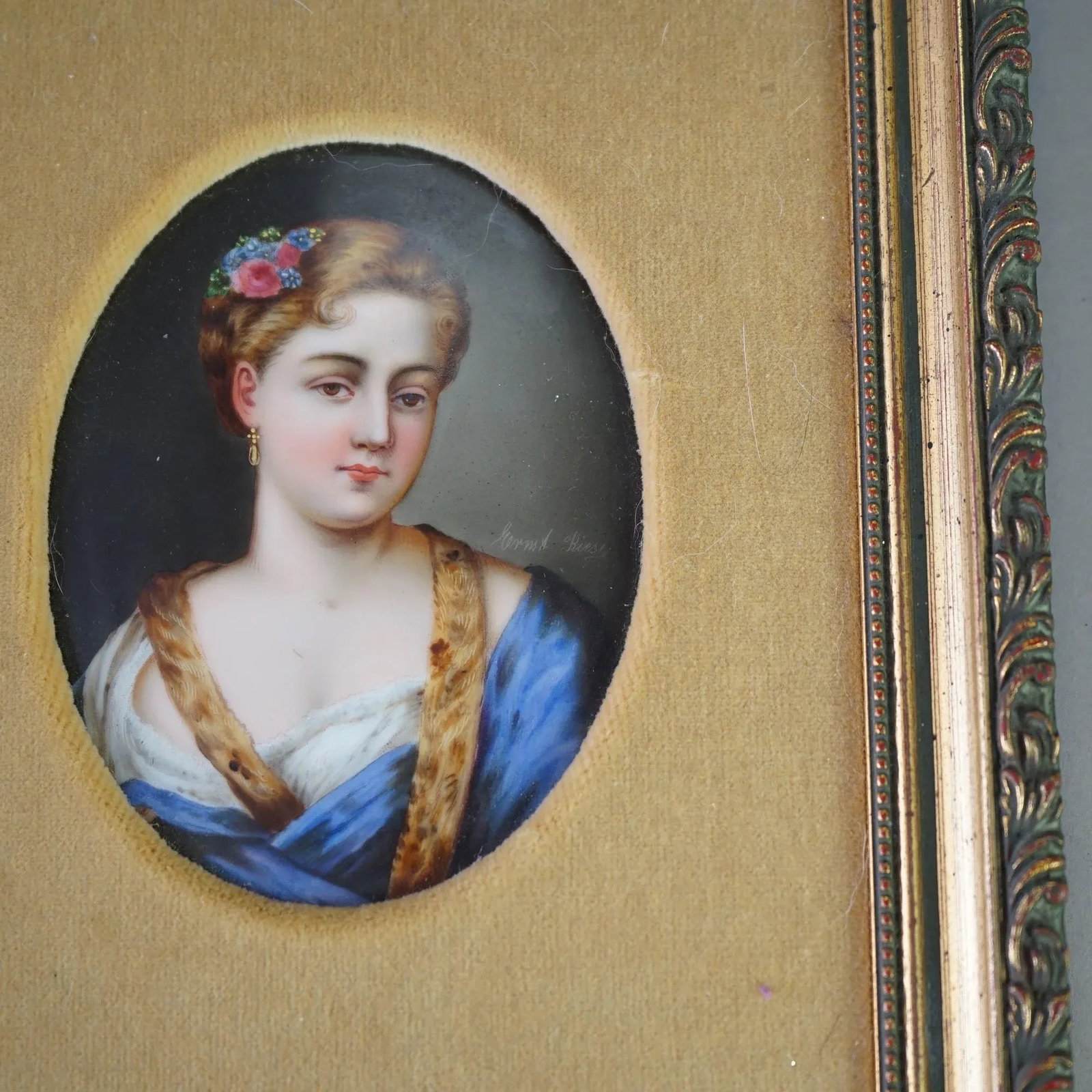 Antique KPM School Portrait Painting of a Young Woman on Porcelain Late 19th Century - 4