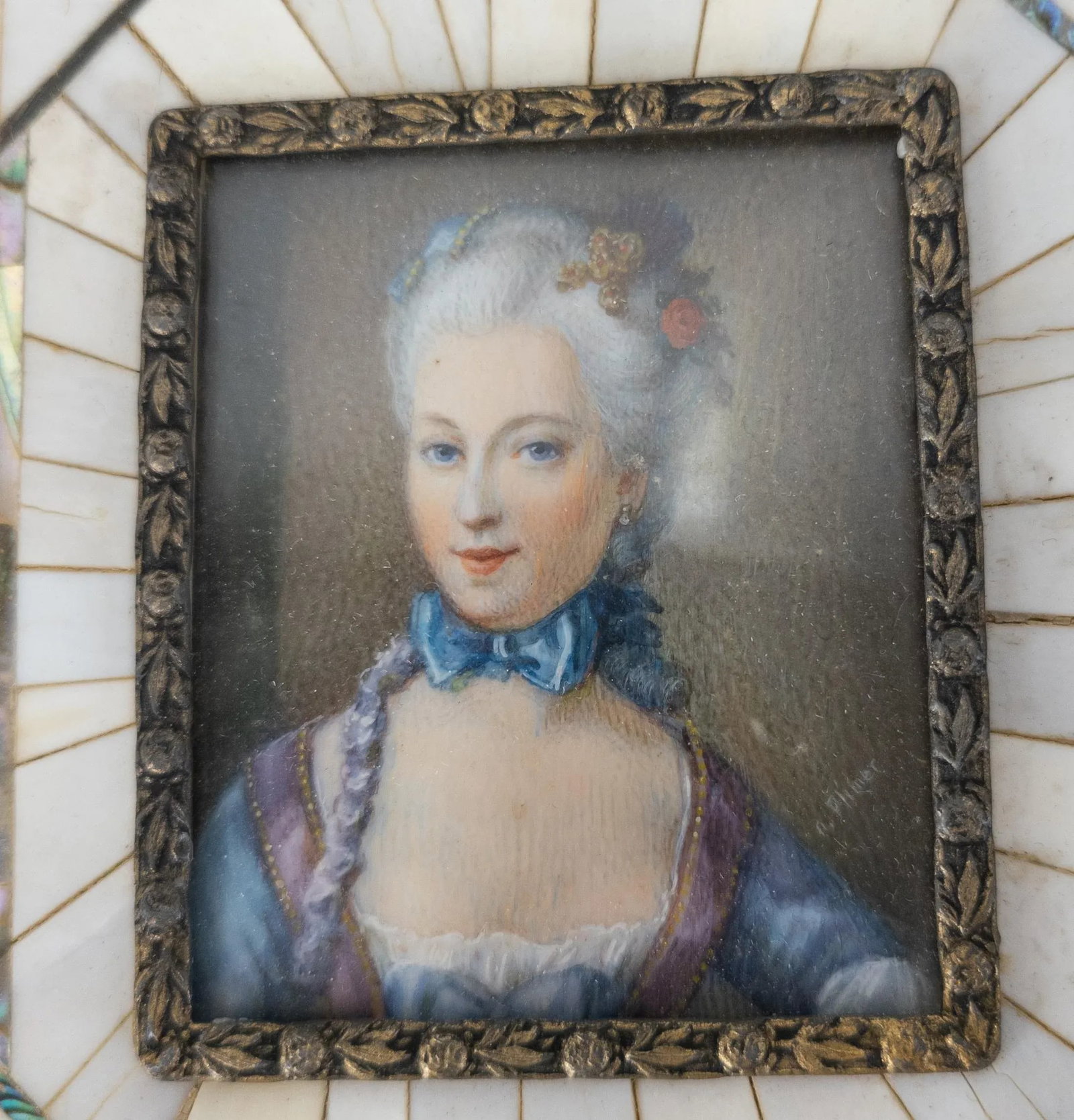 19th Century Pair of French Framed Miniature Watercolor Portraits - 8