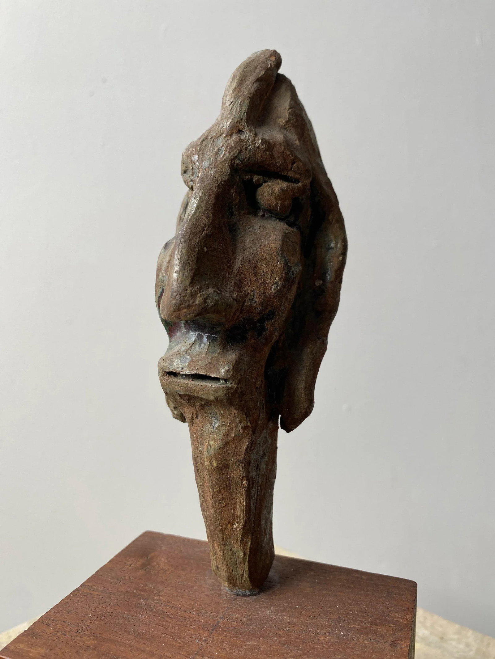 Vintage Glazed Stoneware Head Mounted on Teak Base, Circa 1950s - 6