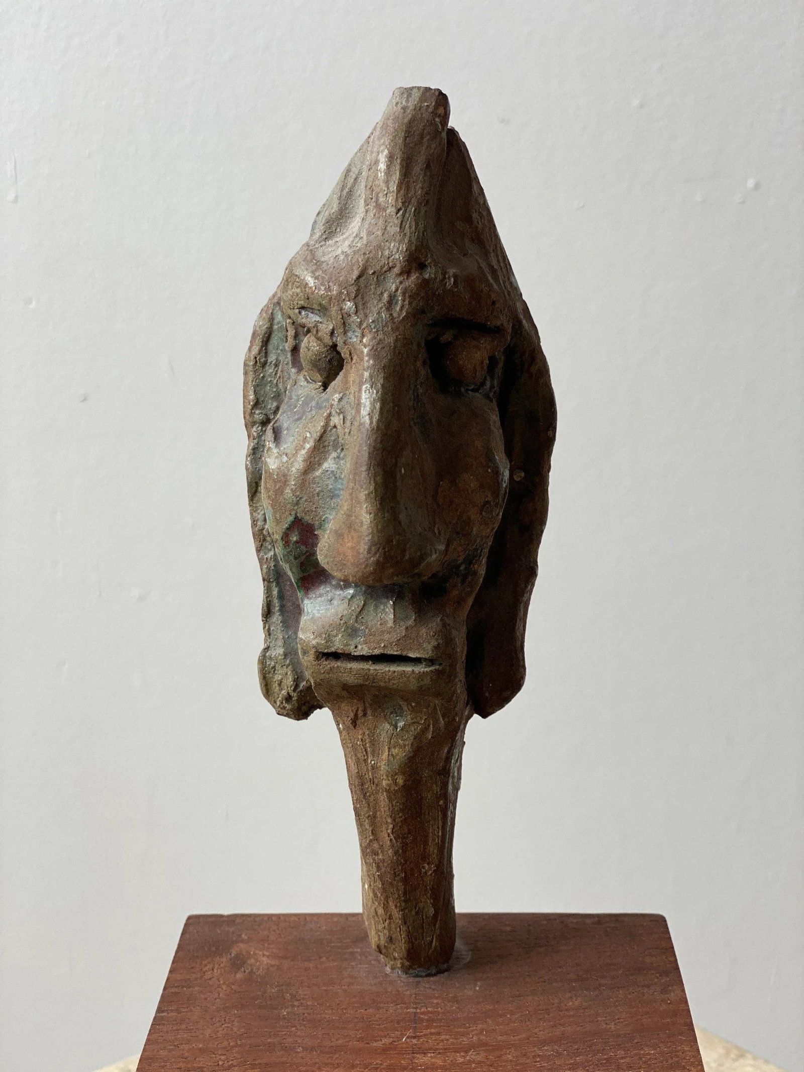 Vintage Glazed Stoneware Head Mounted on Teak Base, Circa 1950s - 7