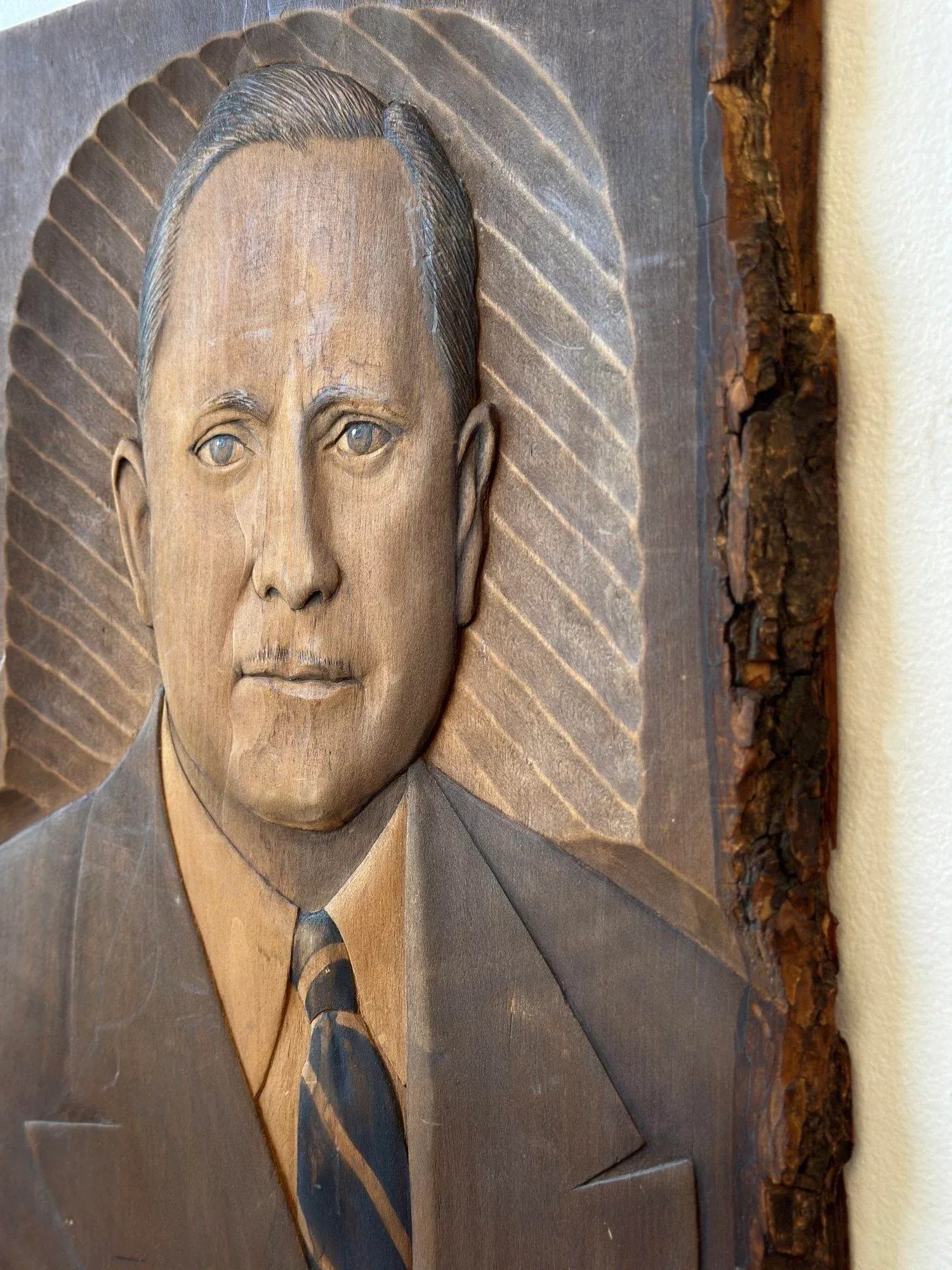 Vintage Finnish Carved Bas-Relief Portrait, Circa 1930s-40s - 4