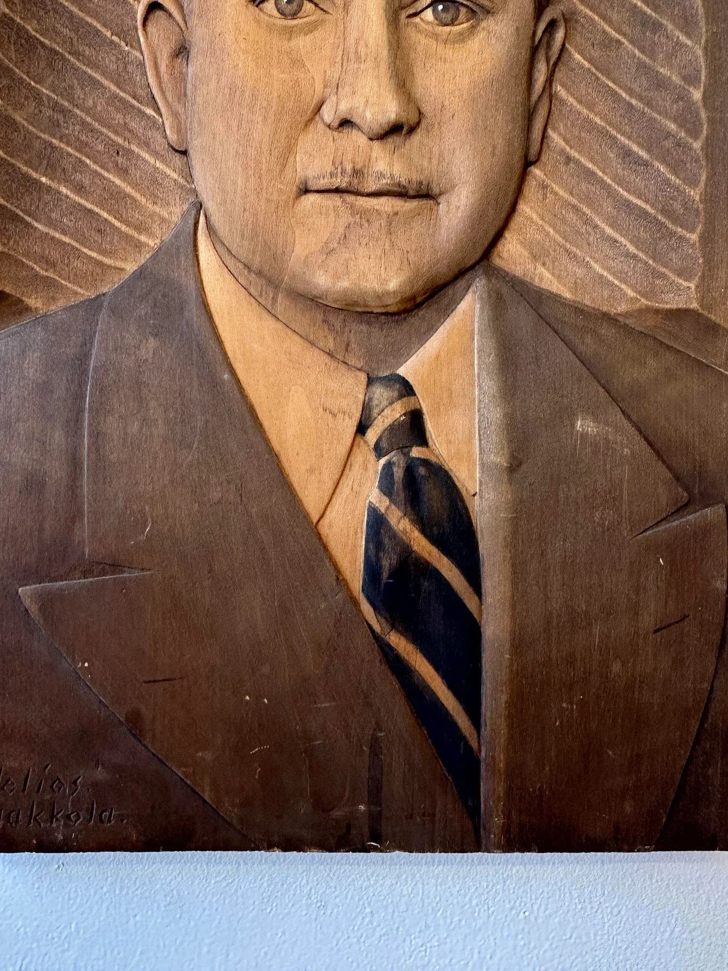 Vintage Finnish Carved Bas-Relief Portrait, Circa 1930s-40s - 6
