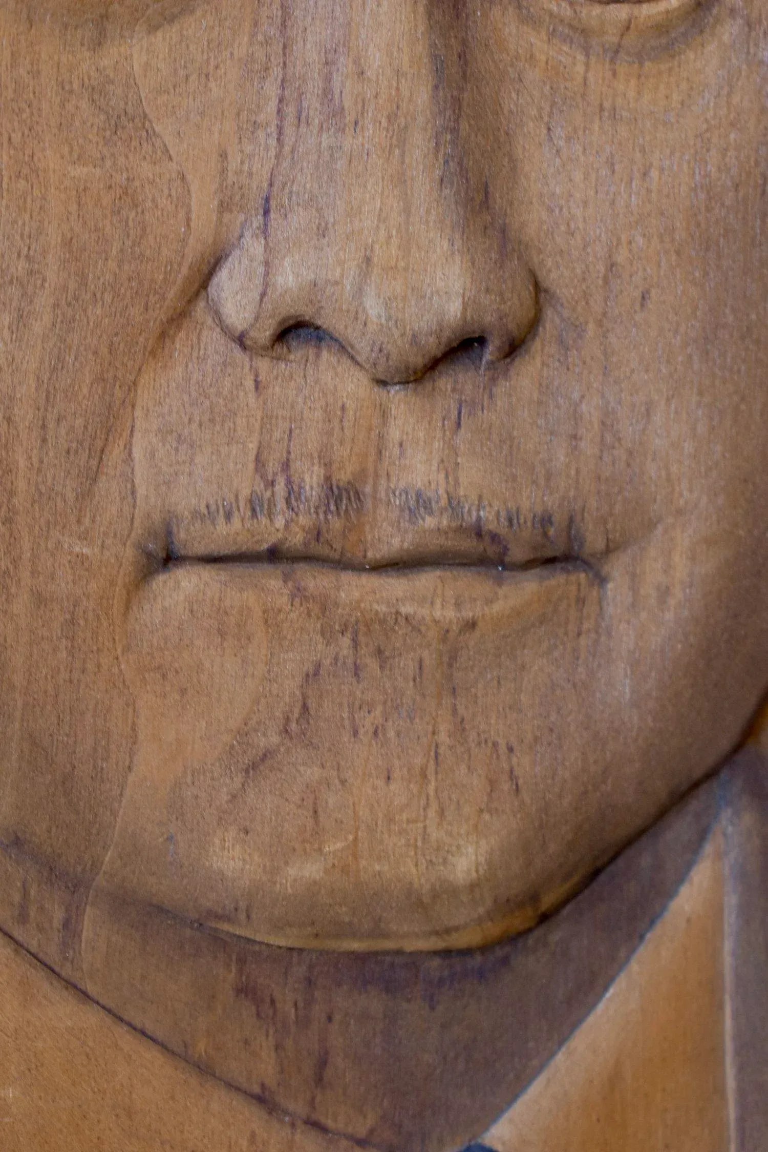 Vintage Finnish Carved Bas-Relief Portrait, Circa 1930s-40s - 8