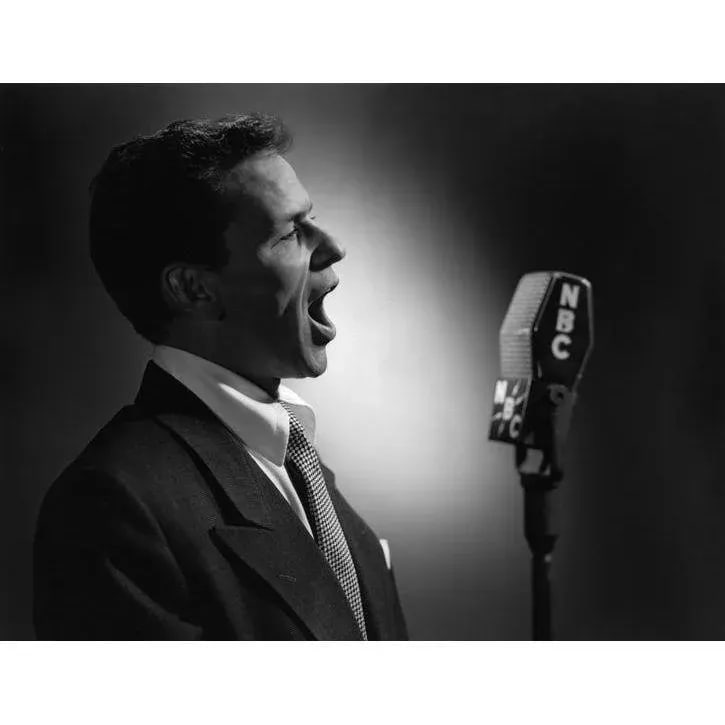 Frank Sinatra Circa 1945 - 5