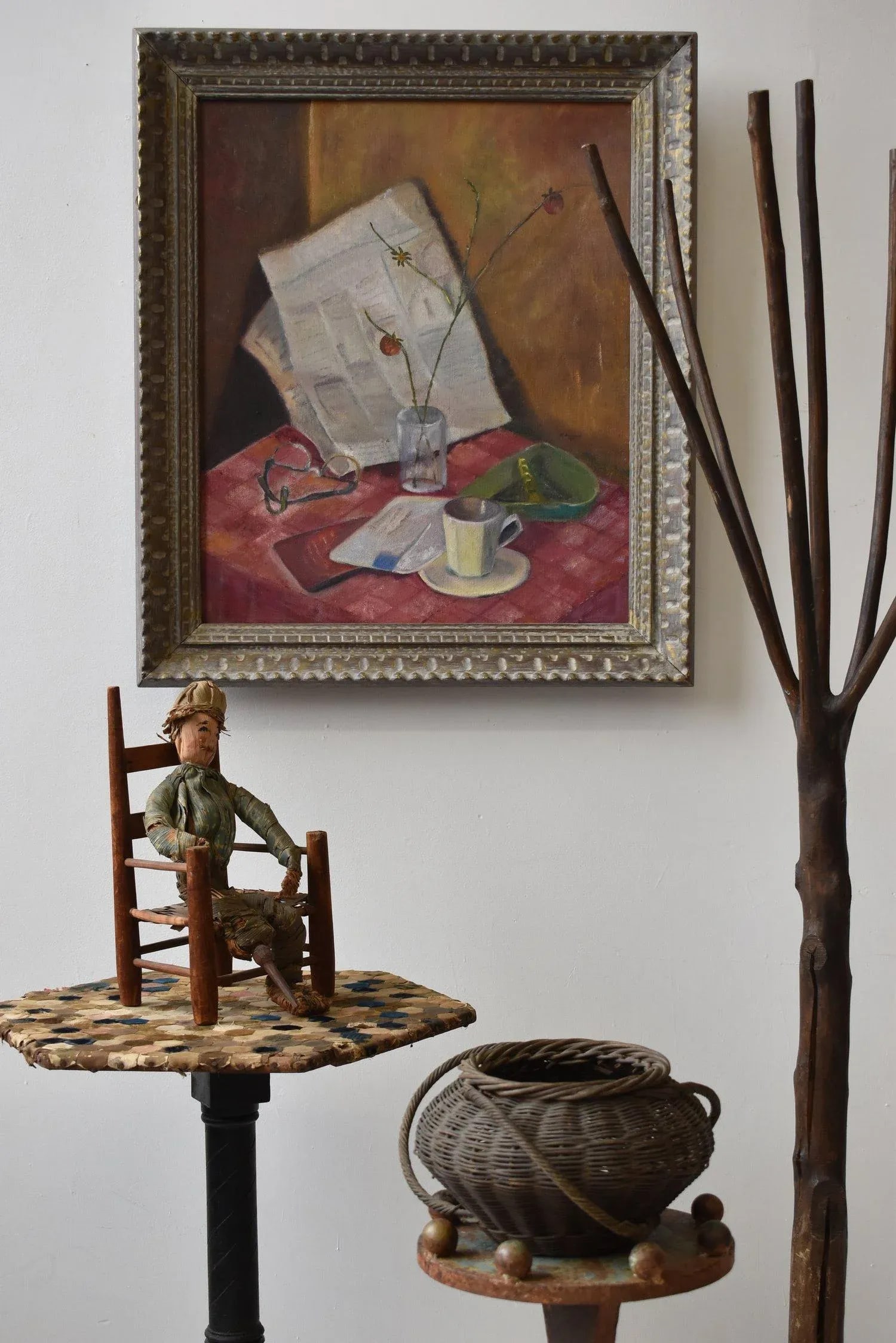 Hand-Painted Corn Husk Seated Man With Carved Wood Peg Leg, Circa 1940s - 2