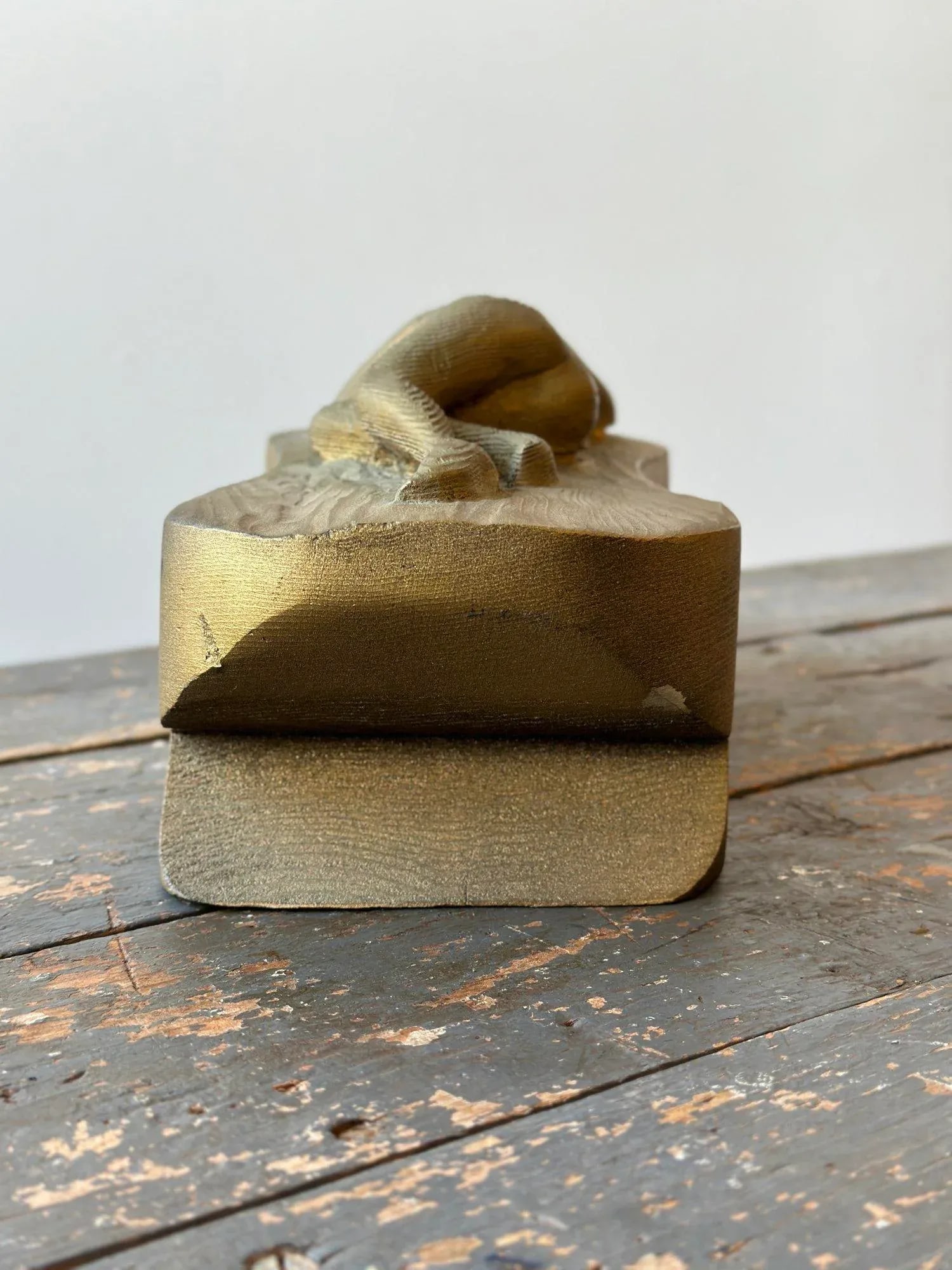 Vintage Gold-Painted Carved Wood Nude in Repose, Circa 1950s - 10