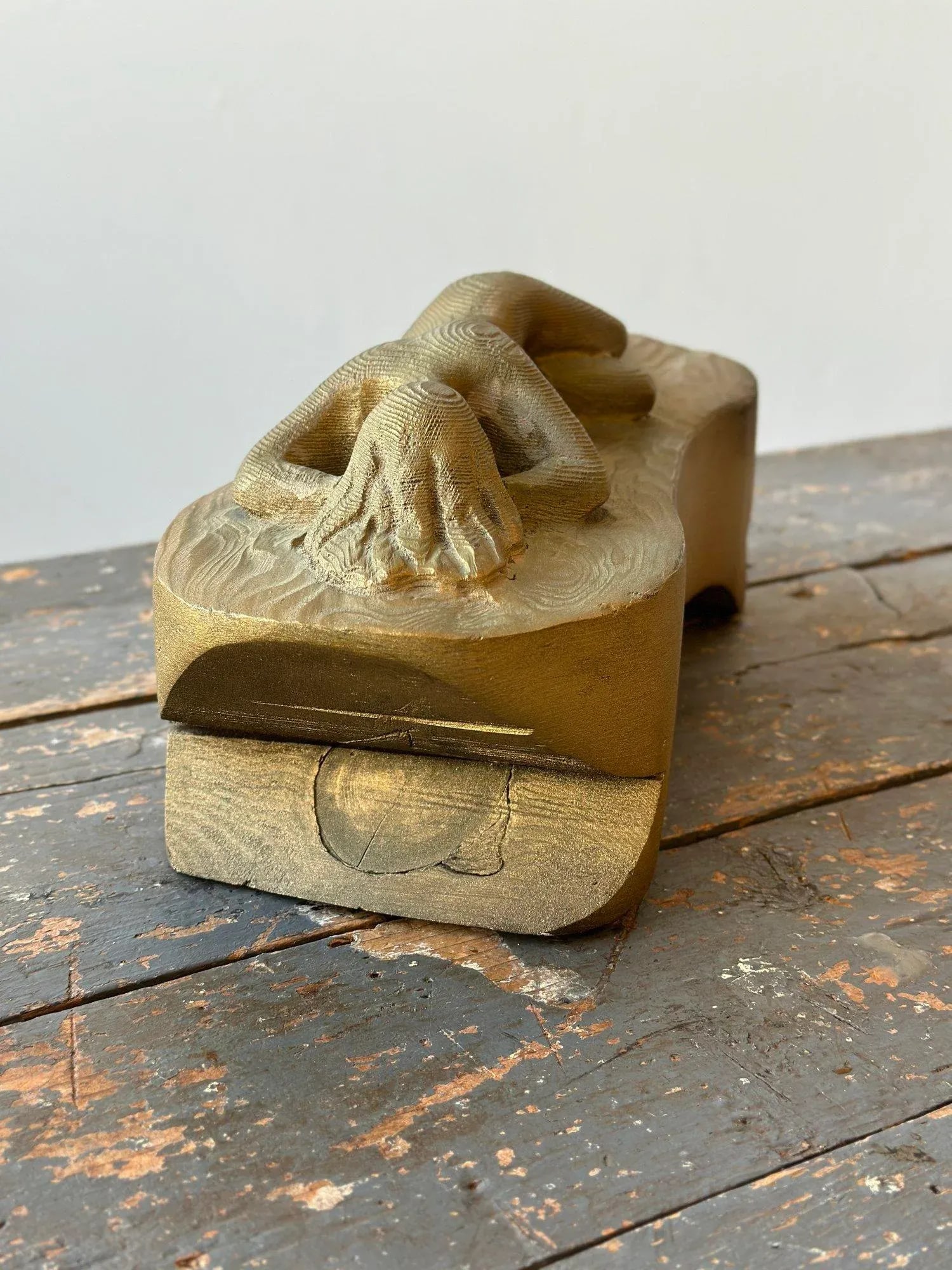 Vintage Gold-Painted Carved Wood Nude in Repose, Circa 1950s - 9
