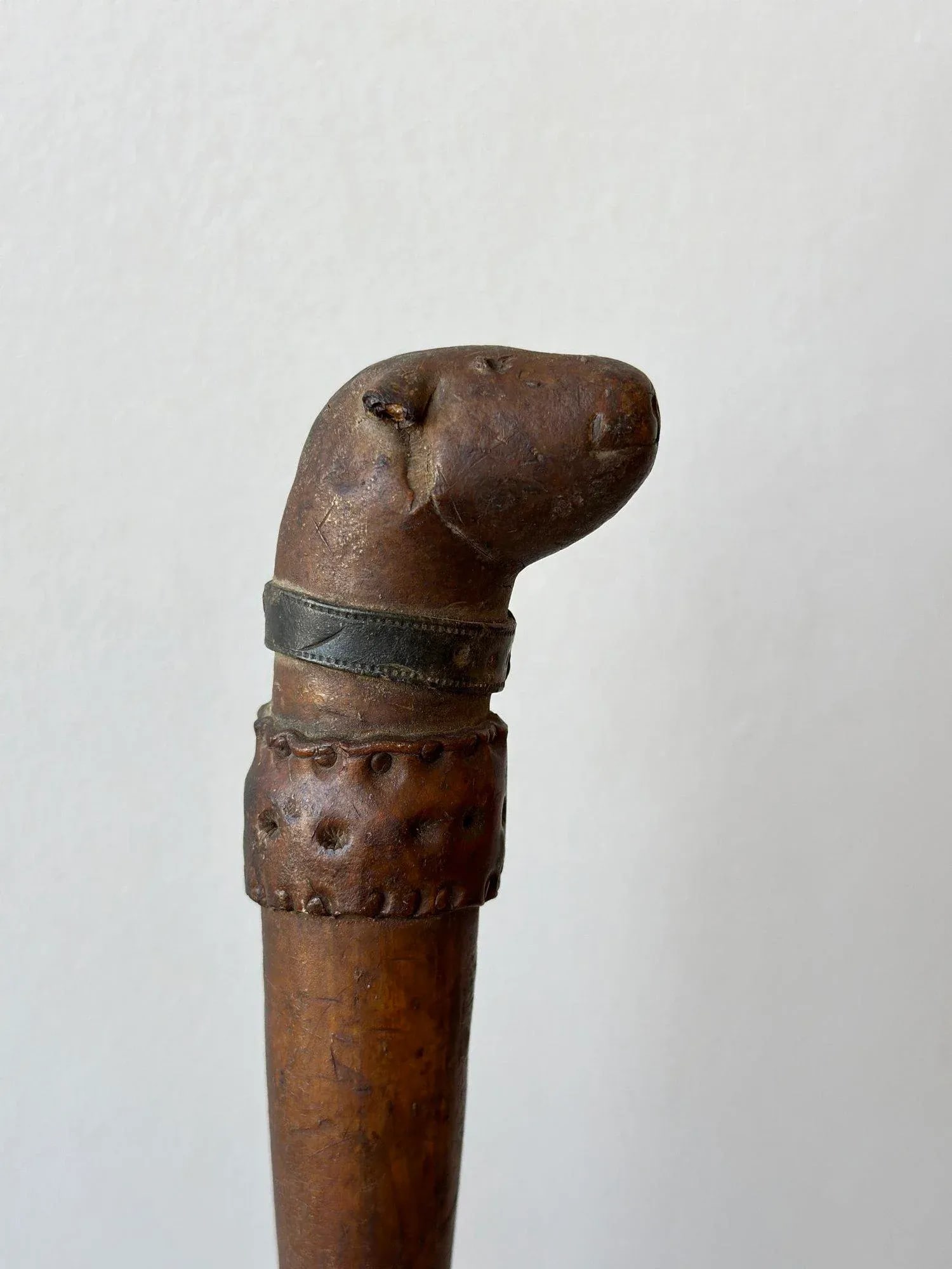 Antique Tooled Pizzle Leather Dog/Seal Riding Crop, Circa 19th Century - 4