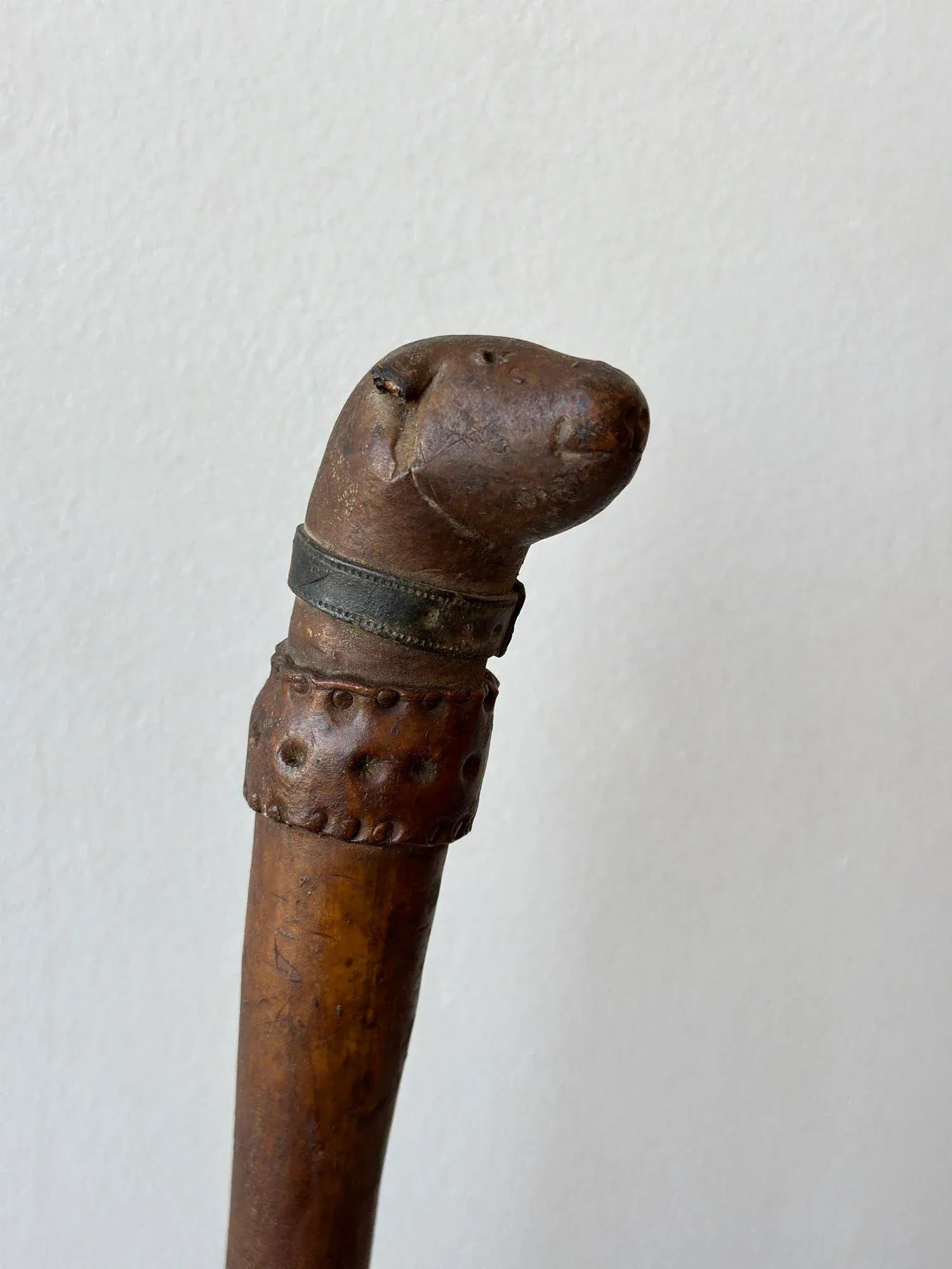 Antique Tooled Pizzle Leather Dog/Seal Riding Crop, Circa 19th Century - 8