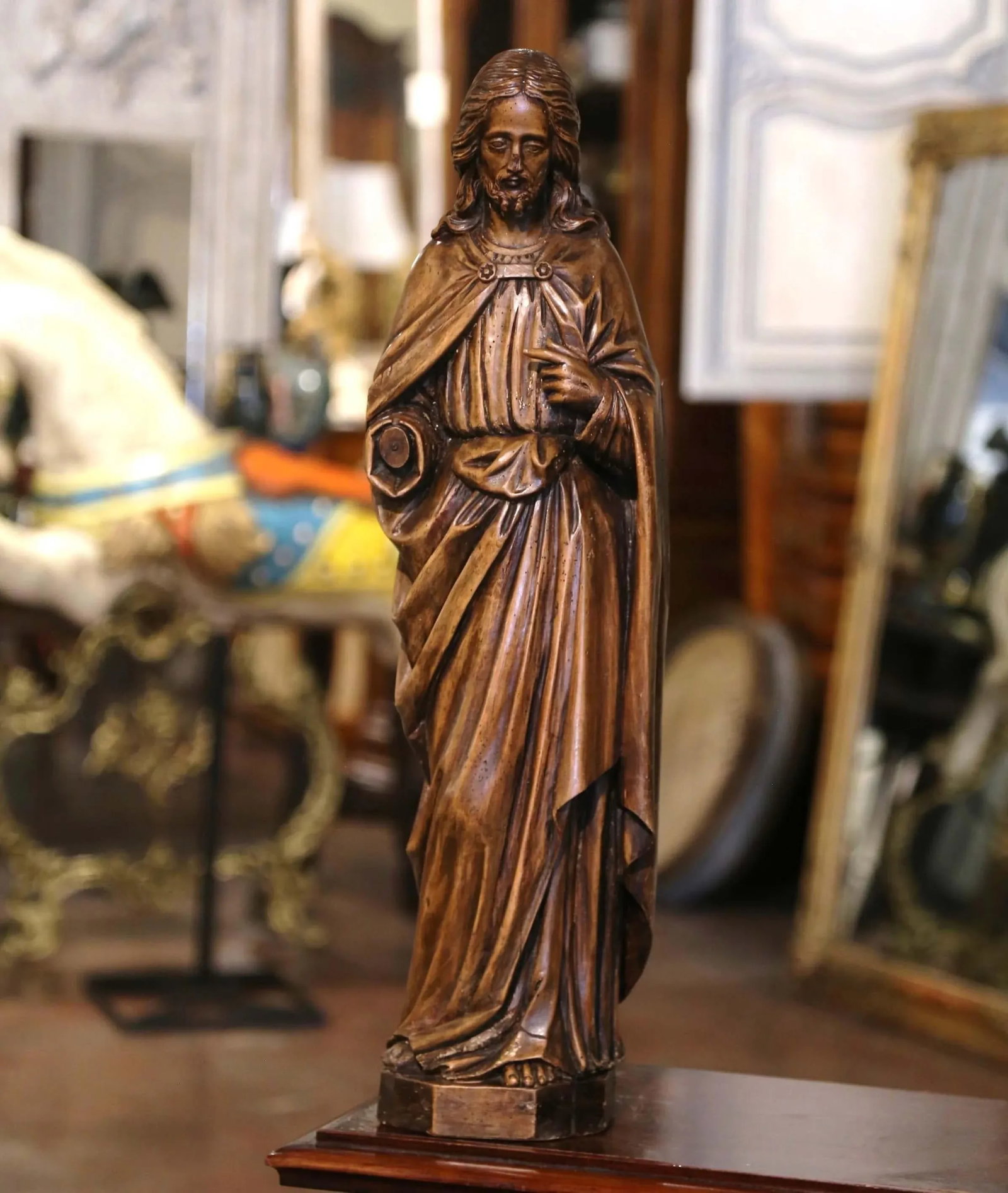 18th Century French Carved Walnut Statue of Jesus Christ - 5