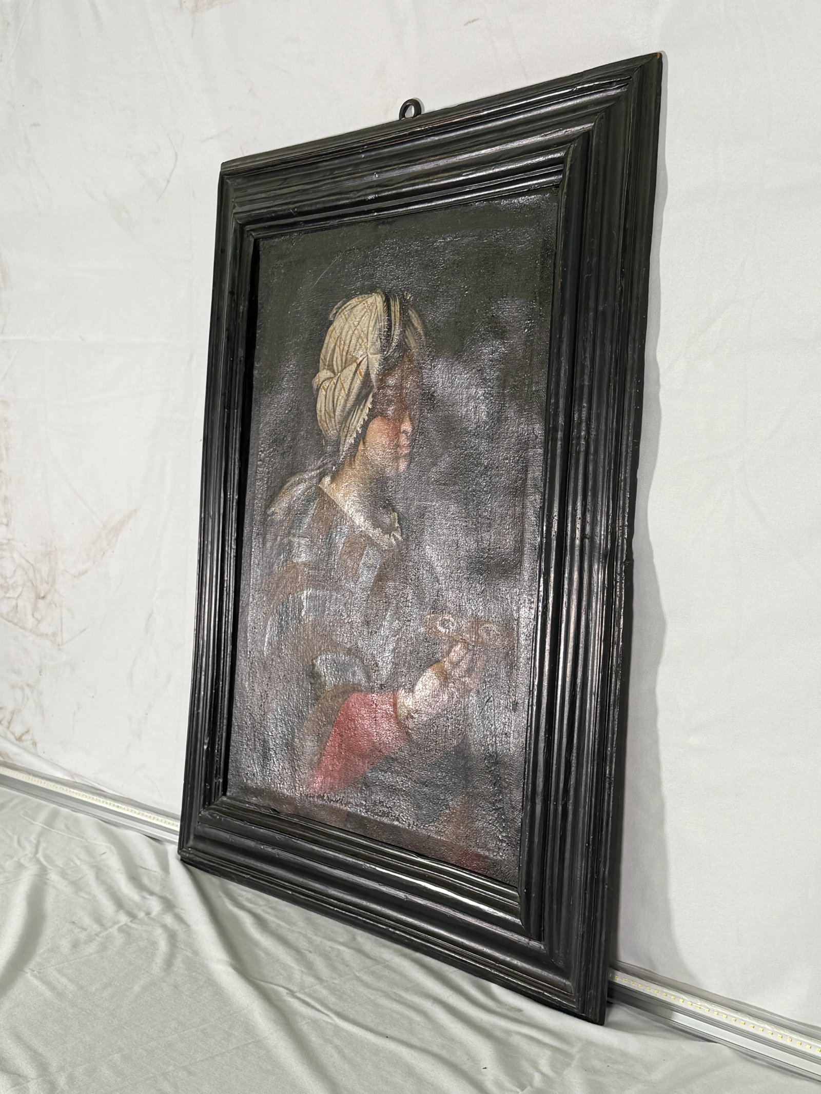 16th Century Italian Painting of Santa Lucia in a 18th Century French Frame - 3
