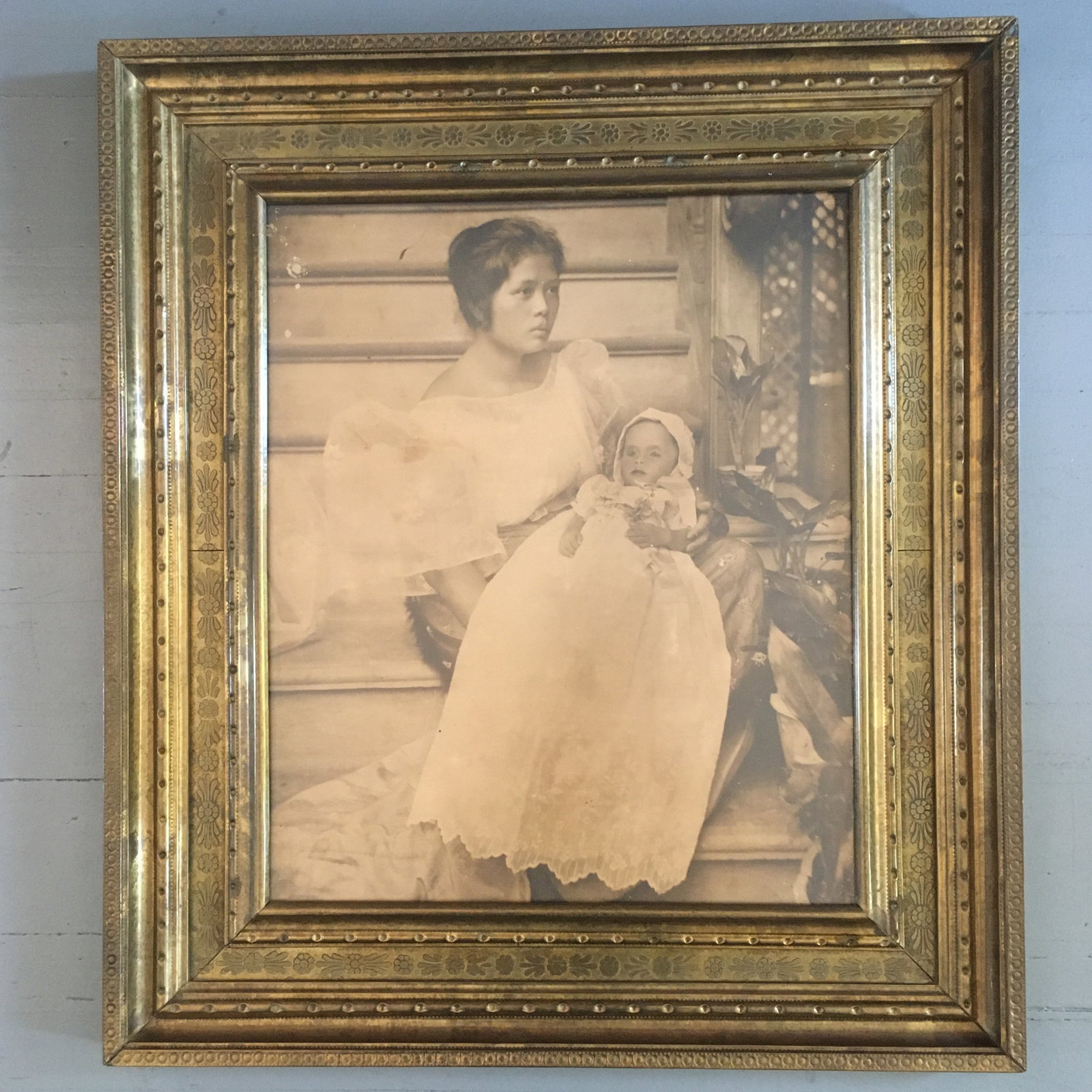 Victorian Large Brass Frame With Mourning Photo - 2