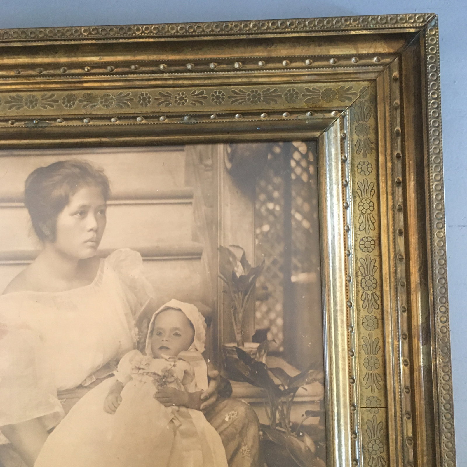 Victorian Large Brass Frame With Mourning Photo - 4
