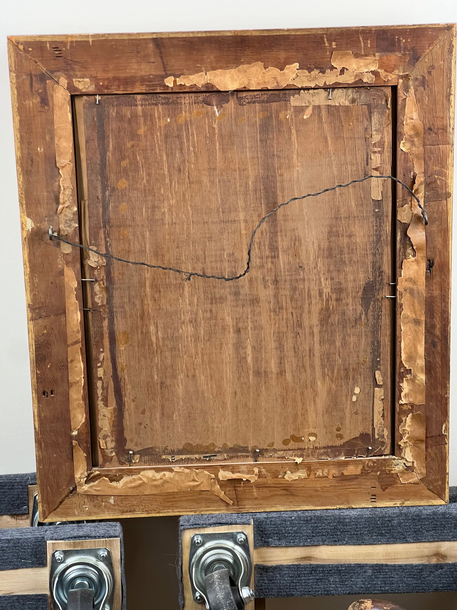 Antique Civil War Era Portrait of a Gentleman in Gilt Wood Frame - 7