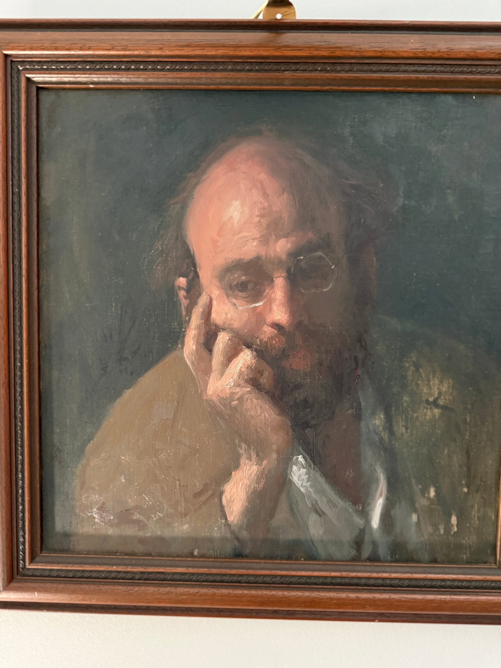 Original Signed George Weissbort (1928-2013) Oil Portrait of a Gentleman With Gallery Light - 7