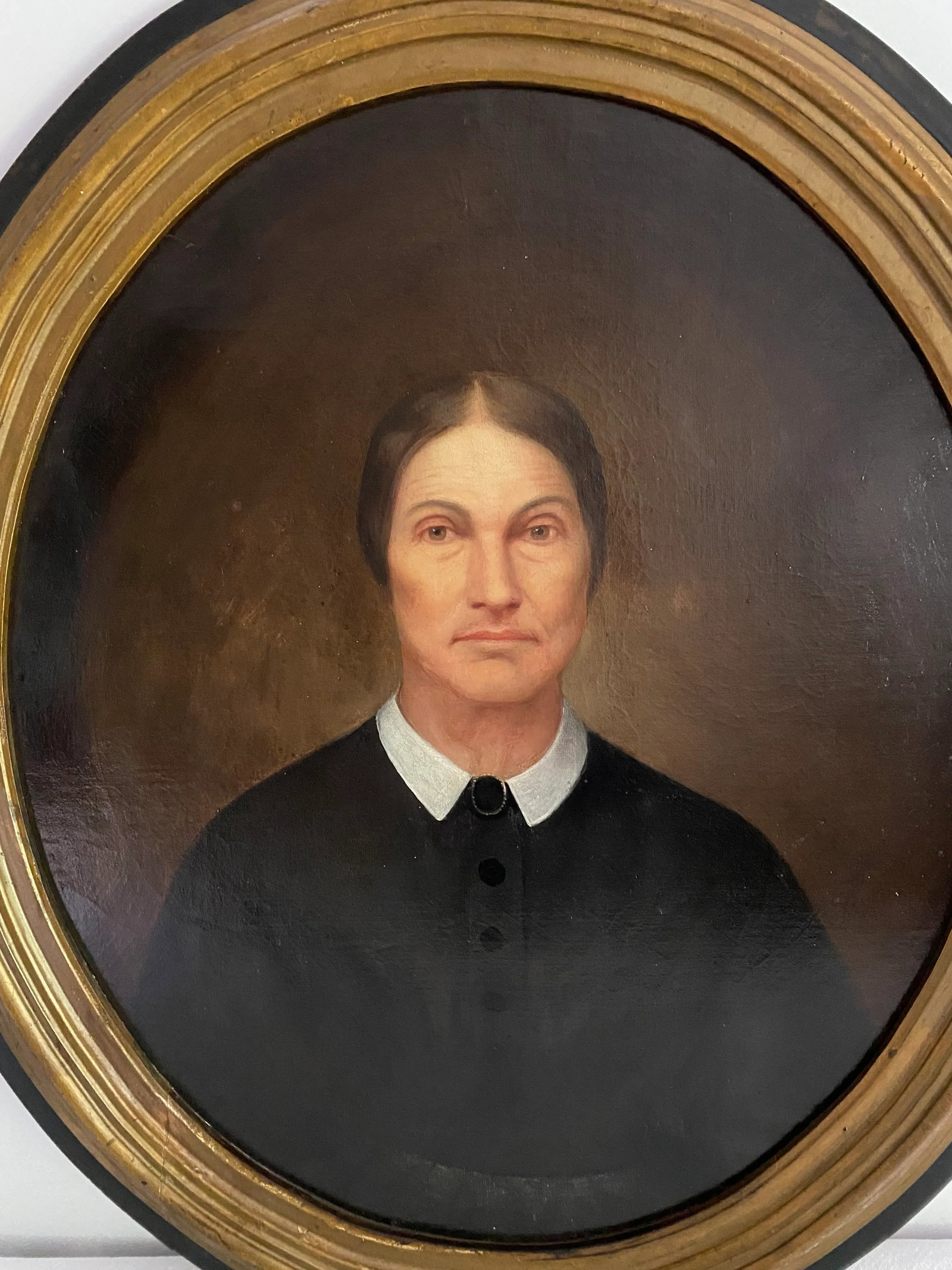Antique Oval Portrait Oil Painting of Woman in Puritan Dress - 4
