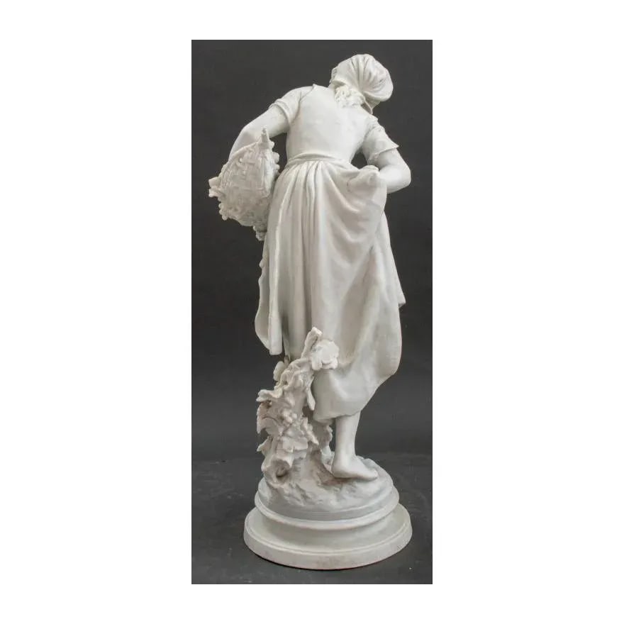 Paris Porcelain Sculpture Portrait of a Woman " Grappilleuse" Signed - 6