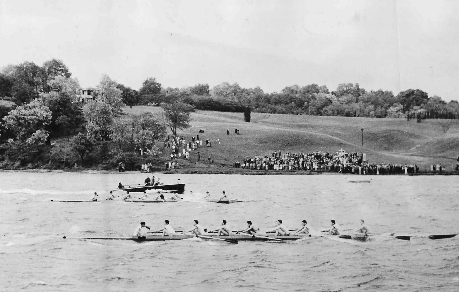 1941 Harvard and Navy Crew Adams Cup Race - 4