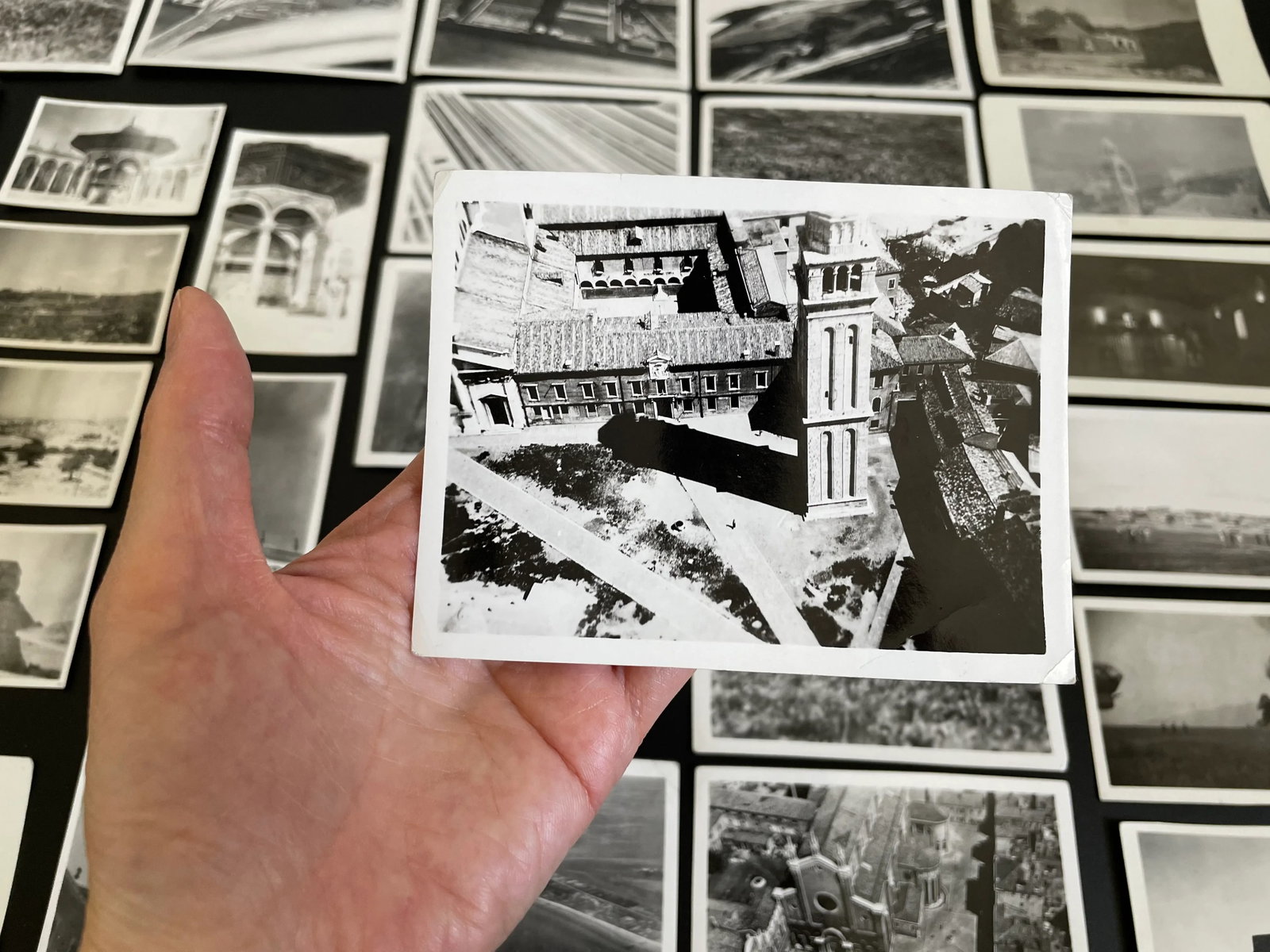 1930's Black and White Historical Photos - Lot of 34 - 11