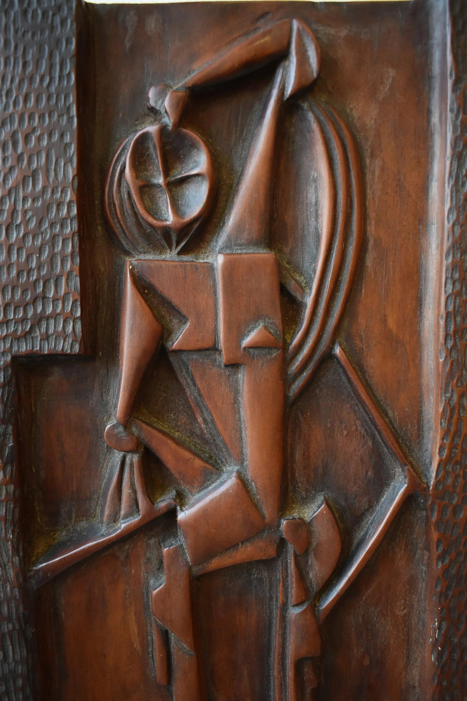 Vintage Cubist Carved Bas Relief Portrait, Circa 1940s - 5