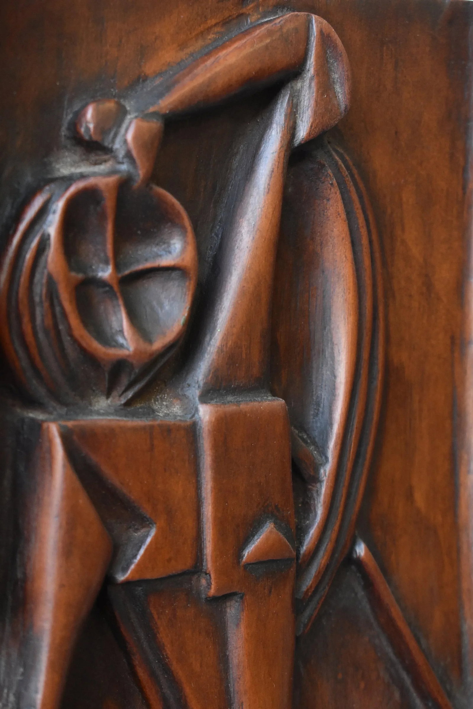 Vintage Cubist Carved Bas Relief Portrait, Circa 1940s - 6
