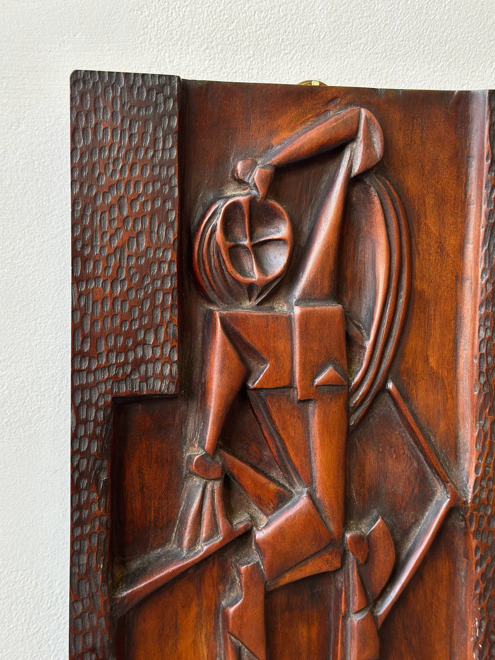 Vintage Cubist Carved Bas Relief Portrait, Circa 1940s - 8