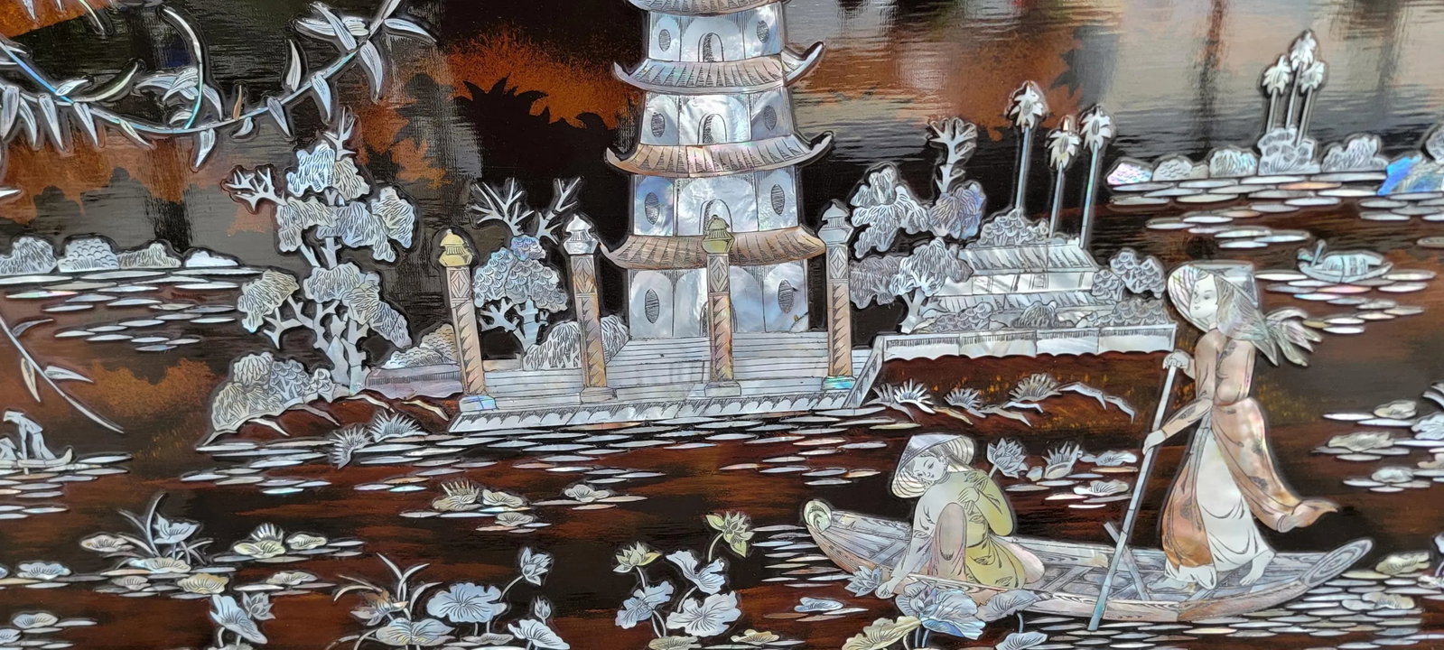 Wall Plaque Pagoda With Mother of Pearl & Lacquer Vietnamese 1970's - 3