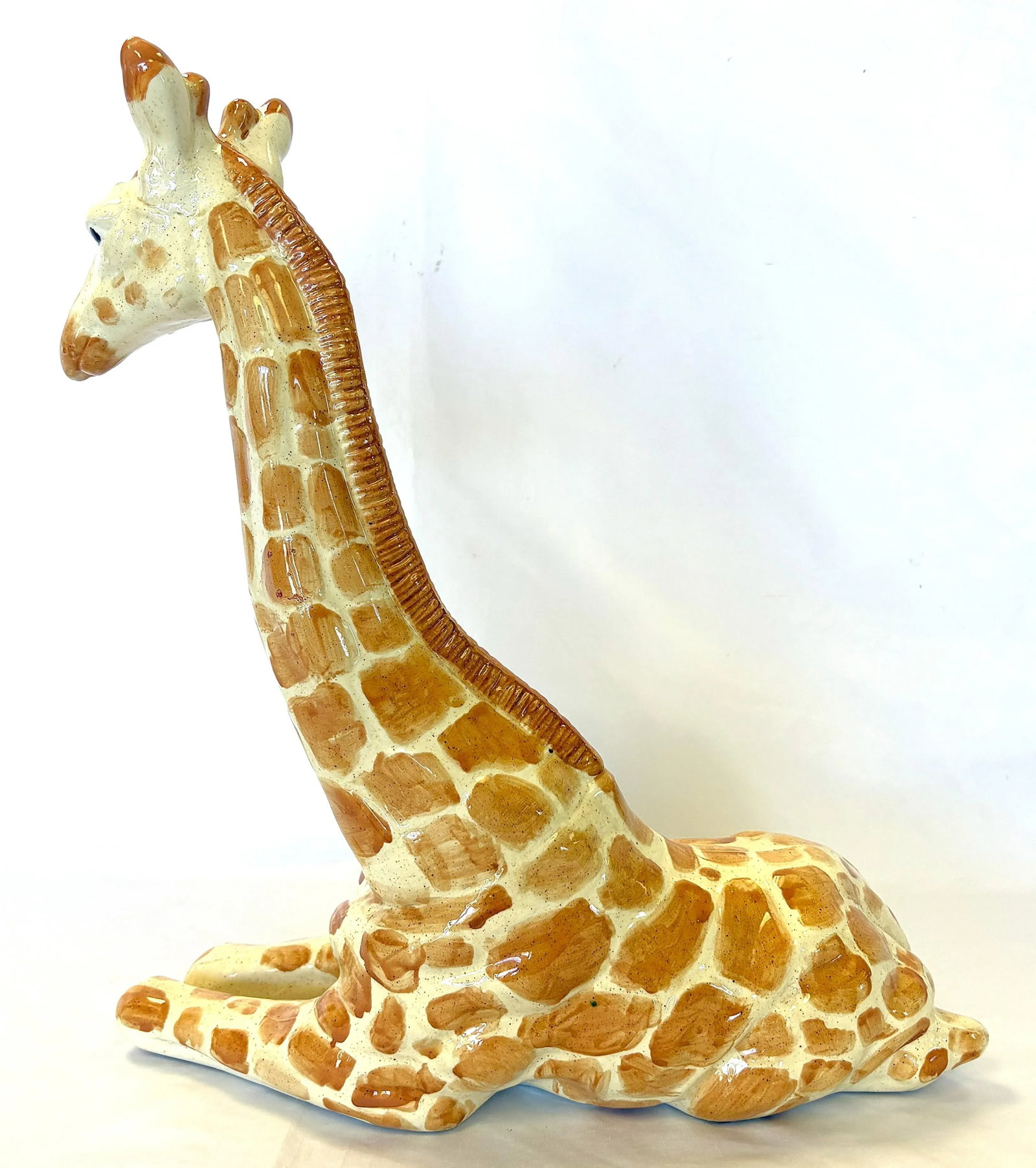 Vintage Resting Giraffe Hand Painted and Signed Italian Ceramic Statue C1991 - 9