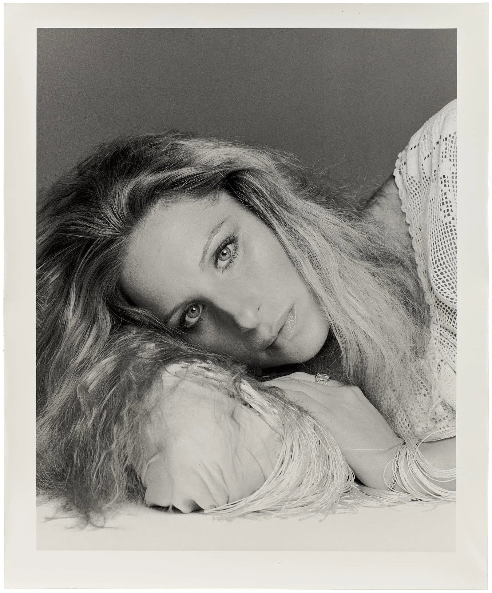 Barbra Striesand Vintage Silver Gelatin Print by Francesco Scavullo: Francesco Scavullo Barbra Streisand (1975), 2004 Gelatin silver print 20 x 24 in (50.8 x 61 cm) Iconic portrait of Barbra Streisand from 1975, printed by studio in 2004. Stamped by printer verso. Cond