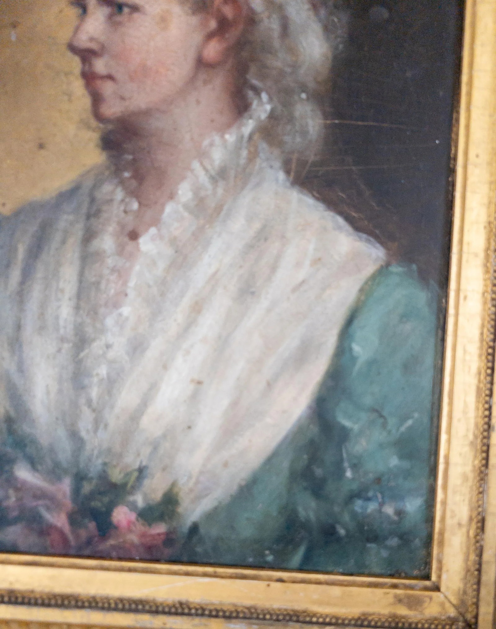 Early 20th Century American Portrait of a Pretty Lady in Gold Frame - 10