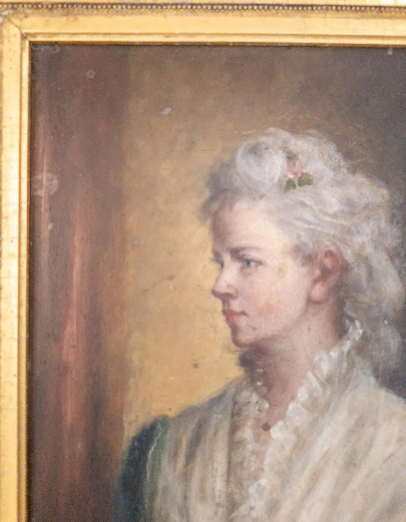Early 20th Century American Portrait of a Pretty Lady in Gold Frame - 8