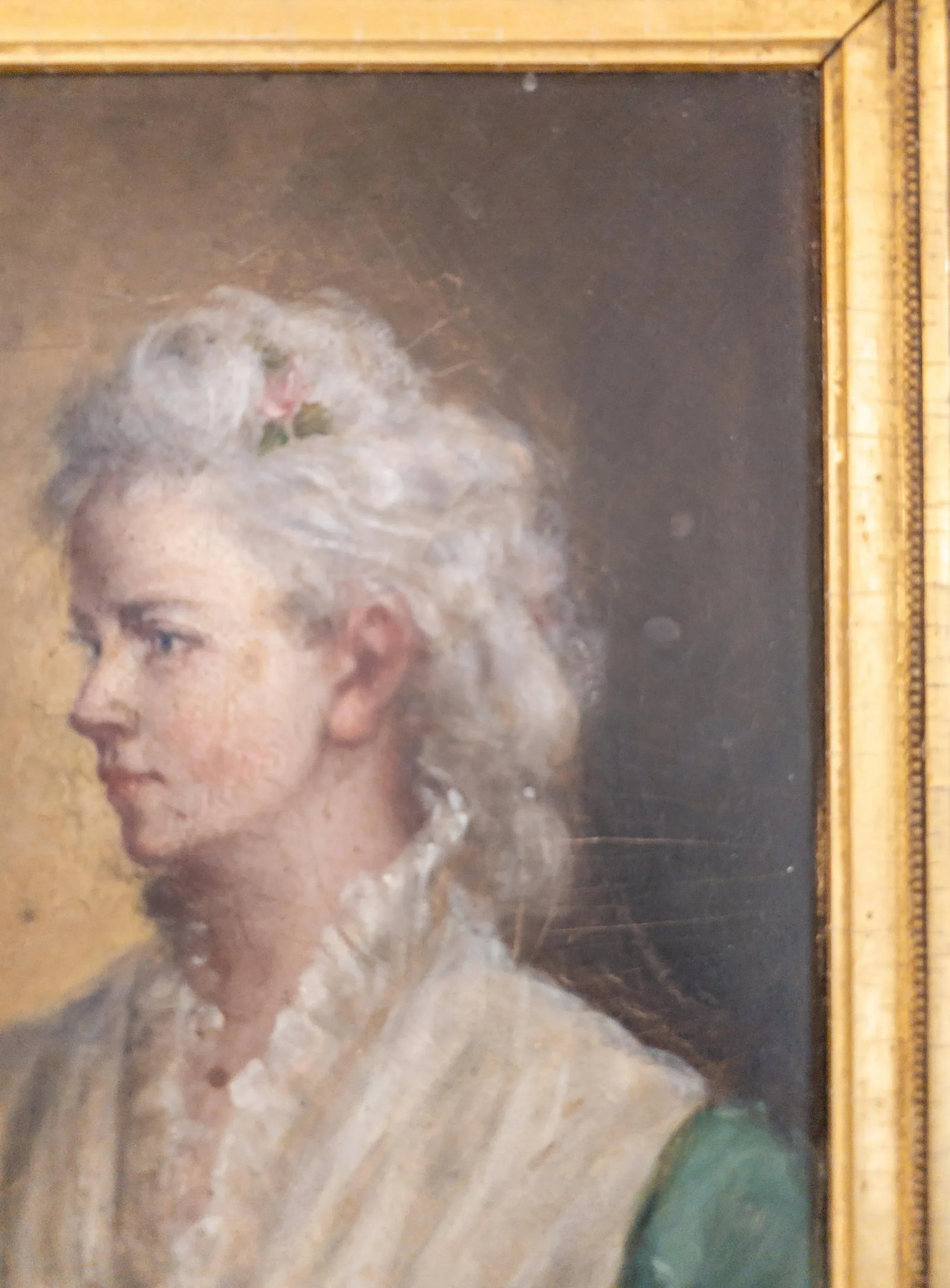 Early 20th Century American Portrait of a Pretty Lady in Gold Frame - 9