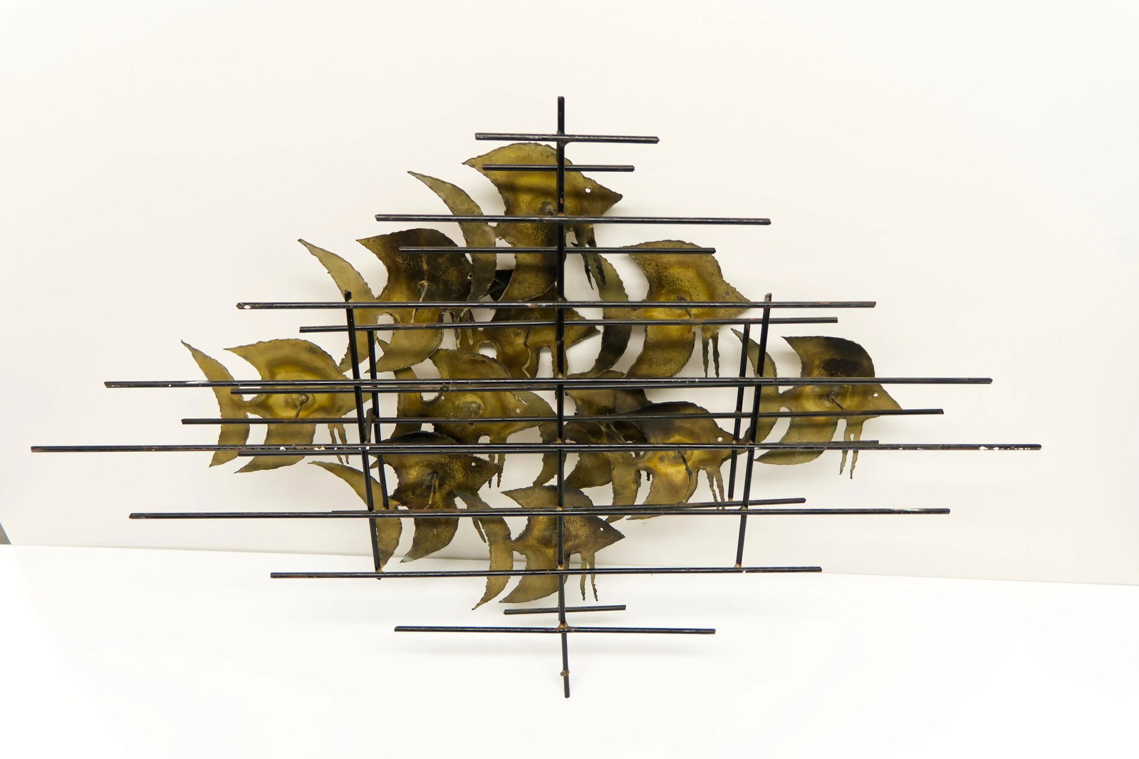 Bergasse Style Mid Century Modern School of Fish Wall Sculpture - 3