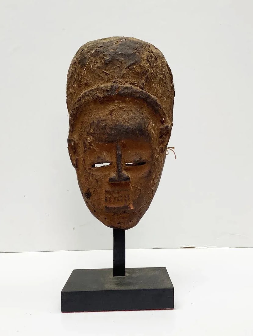 Mid 19th Century Urhobo Tribe, Nigeria African Antique Mask - 9