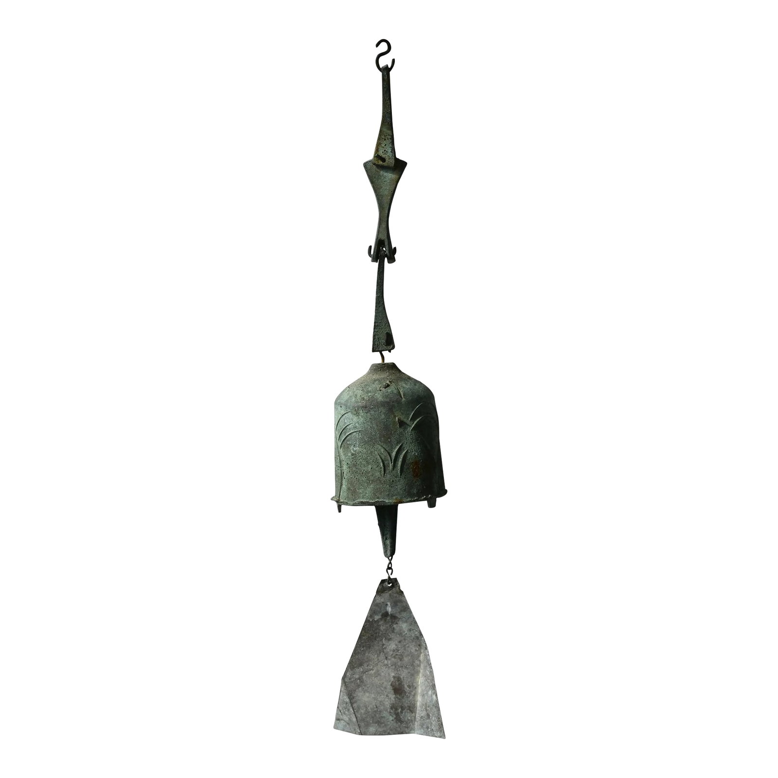 Vintage Paolo Soleri Cast Bronze Cosanti Windbell, Model 104, Circa 1980s: Vintage Paolo Soleri Sand Cast Bronze Cosanti Windbell, Model 104, Circa 1980s. Designed around an organic conical body form with soft surface ridge details. This particular form is catalogue model