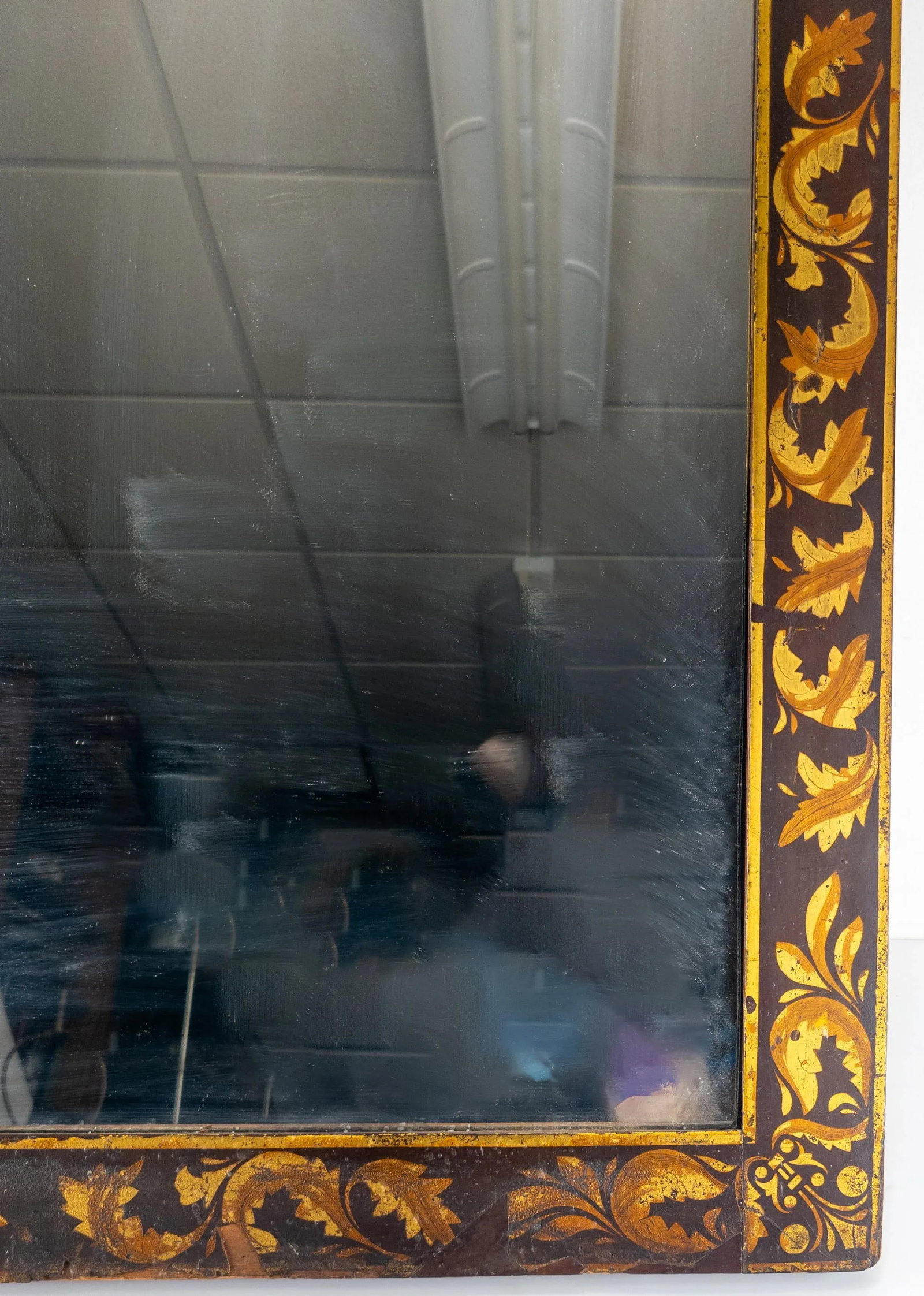 18th Century Italian or Spanish Baroque Walnut Mirror With Leaf Scroll Veneer - 4