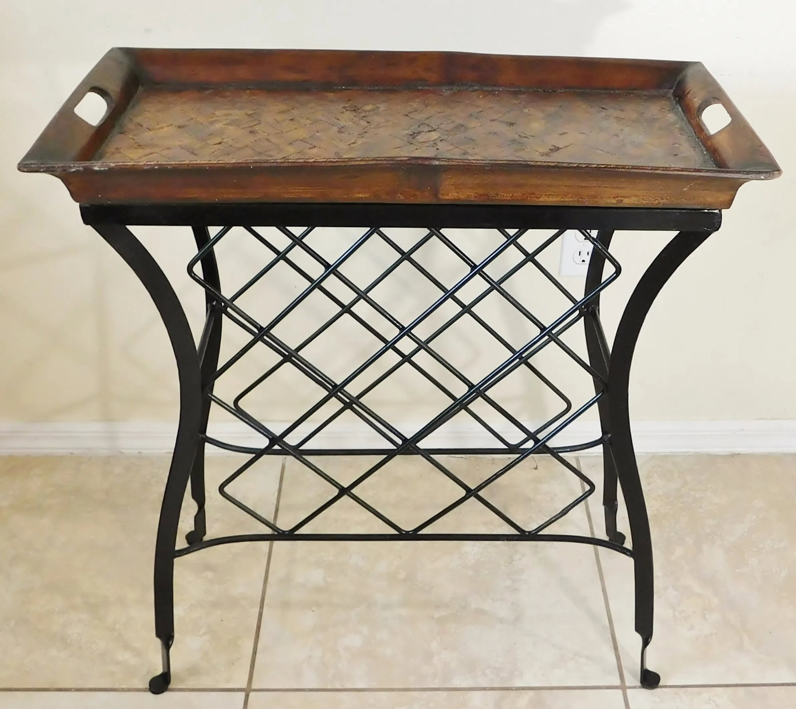 Vintage C1980s Black Wrought Iron Mahogany Wood Removable Tray Table Bar or Plant Stand - 10