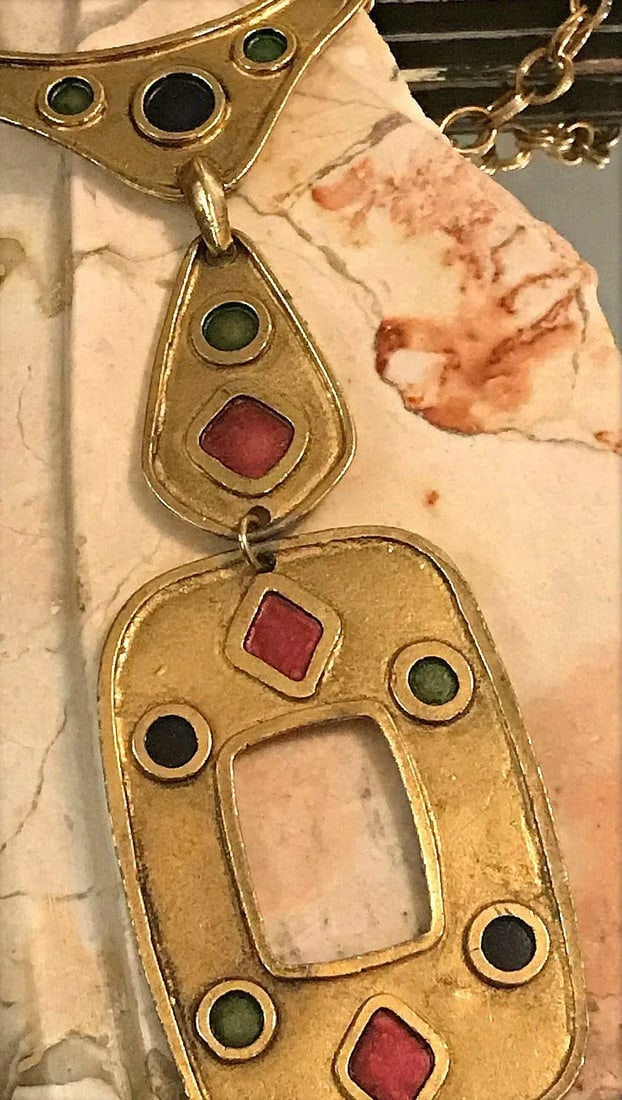 1970s Vintage Gold Egyptian Revival Statement Necklace - 3