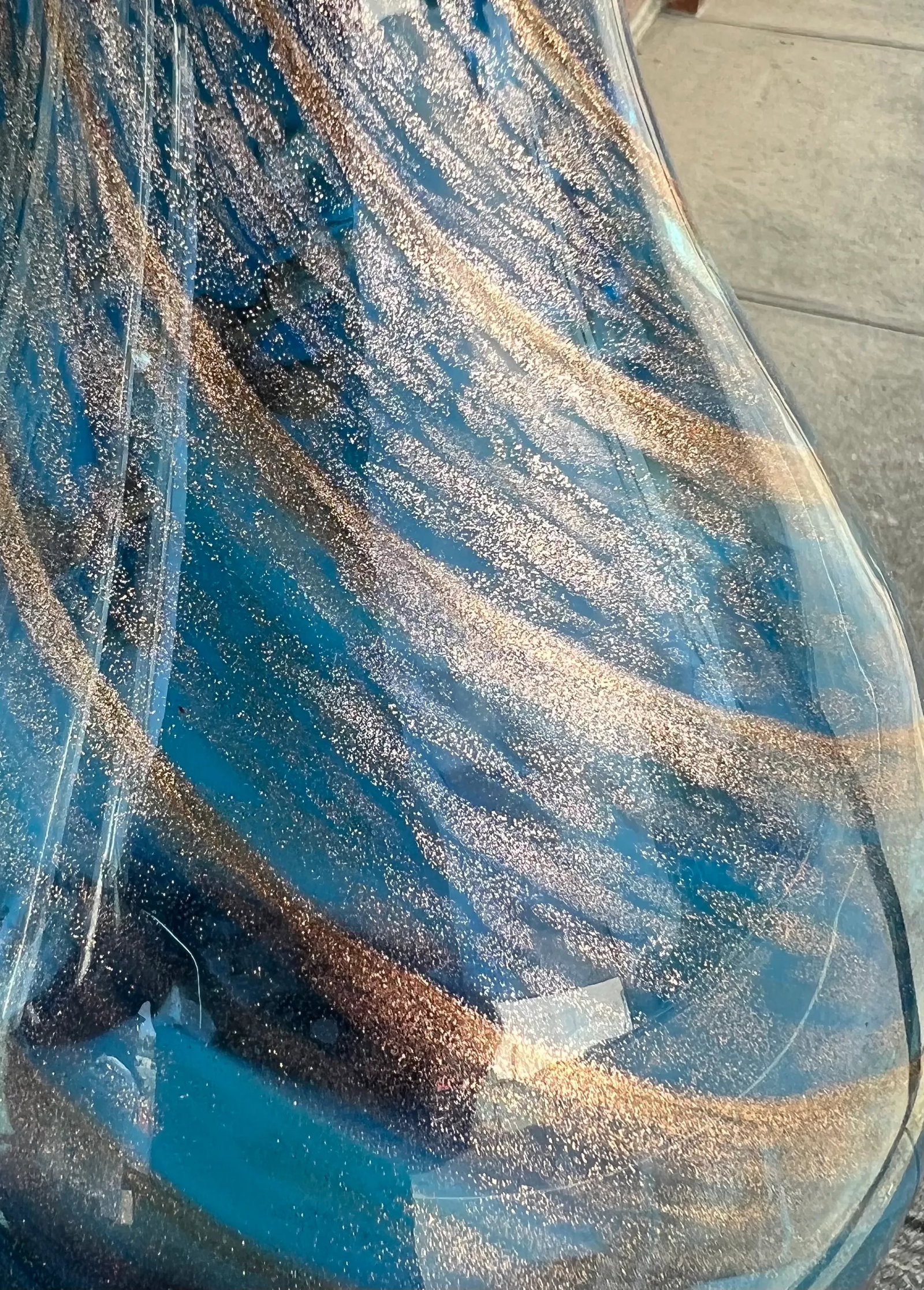 1980s Teal Swirled Vase - 4