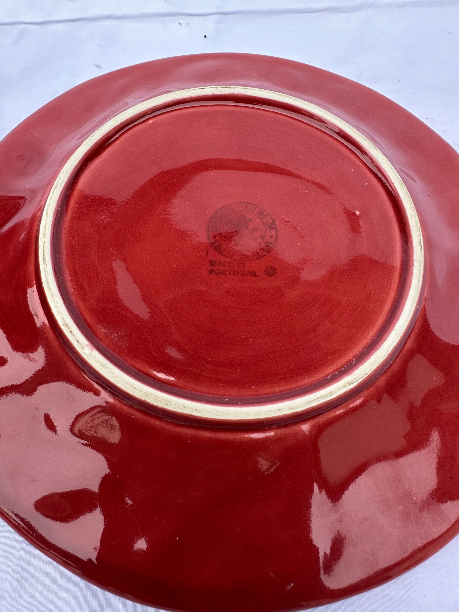 Early 20th Century Majolica Red Little Tea Plates- Set of 4 - 3