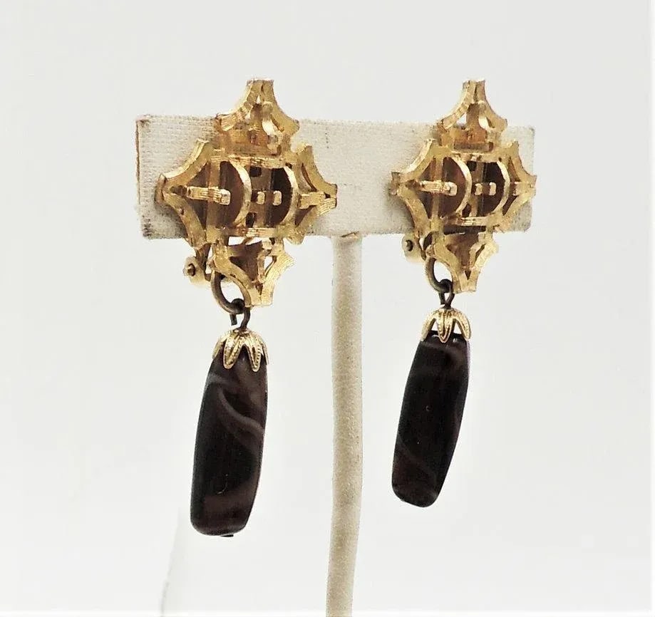 Vintage 1960s Signed Napier Faux-Agate Drop Clip Earrings - 2 Pieces - 7