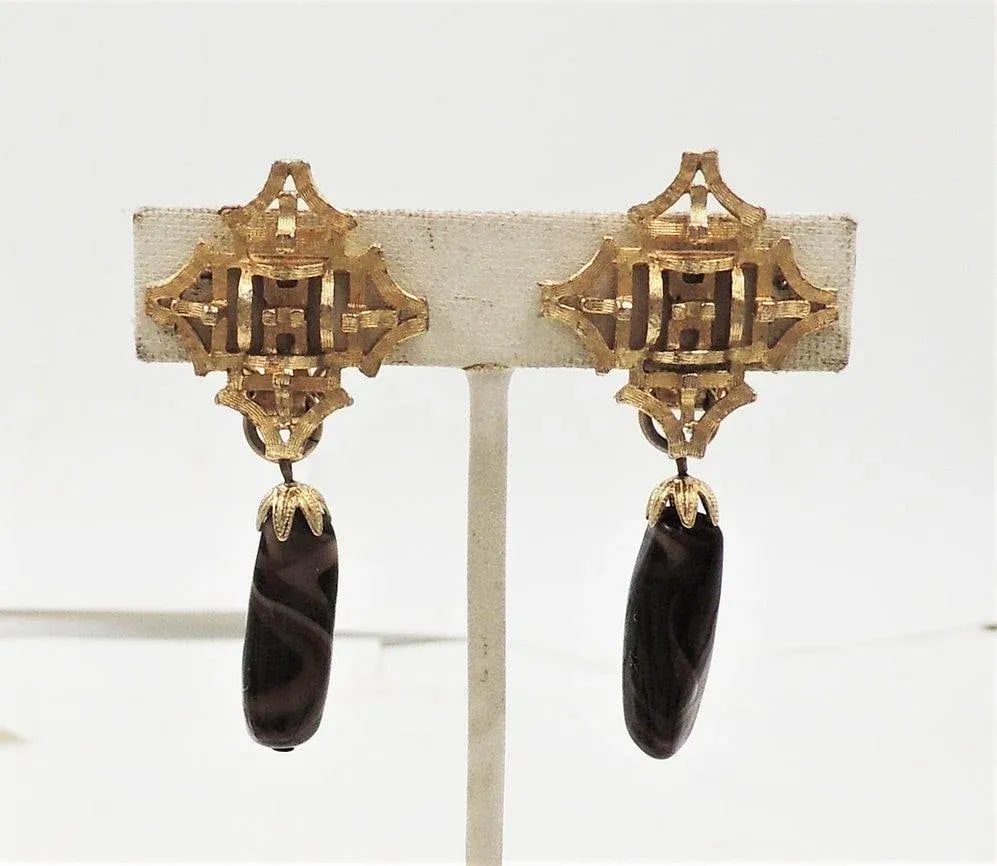 Vintage 1960s Signed Napier Faux-Agate Drop Clip Earrings - 2 Pieces - 8
