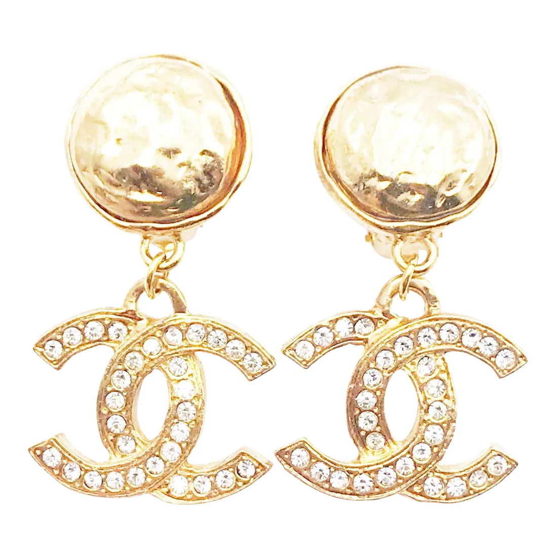 Chanel Vintage Gold Plated Round Texture CC Crystal Dangle Clip on Earrings - 2 Pieces: Chanel Vintage Gold Plated Round Texture CC Crystal Dangle Clip on Earrings * Marked Chanel (during 80s) * Made in France * Comes with the original box -It is approximately 2'' x 1.25'' -Very classic