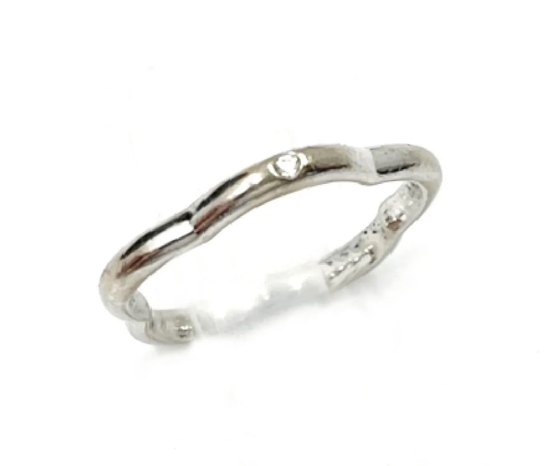 Chanel 18k 750 White Gold Camellia 1 Diamond Ring - 3