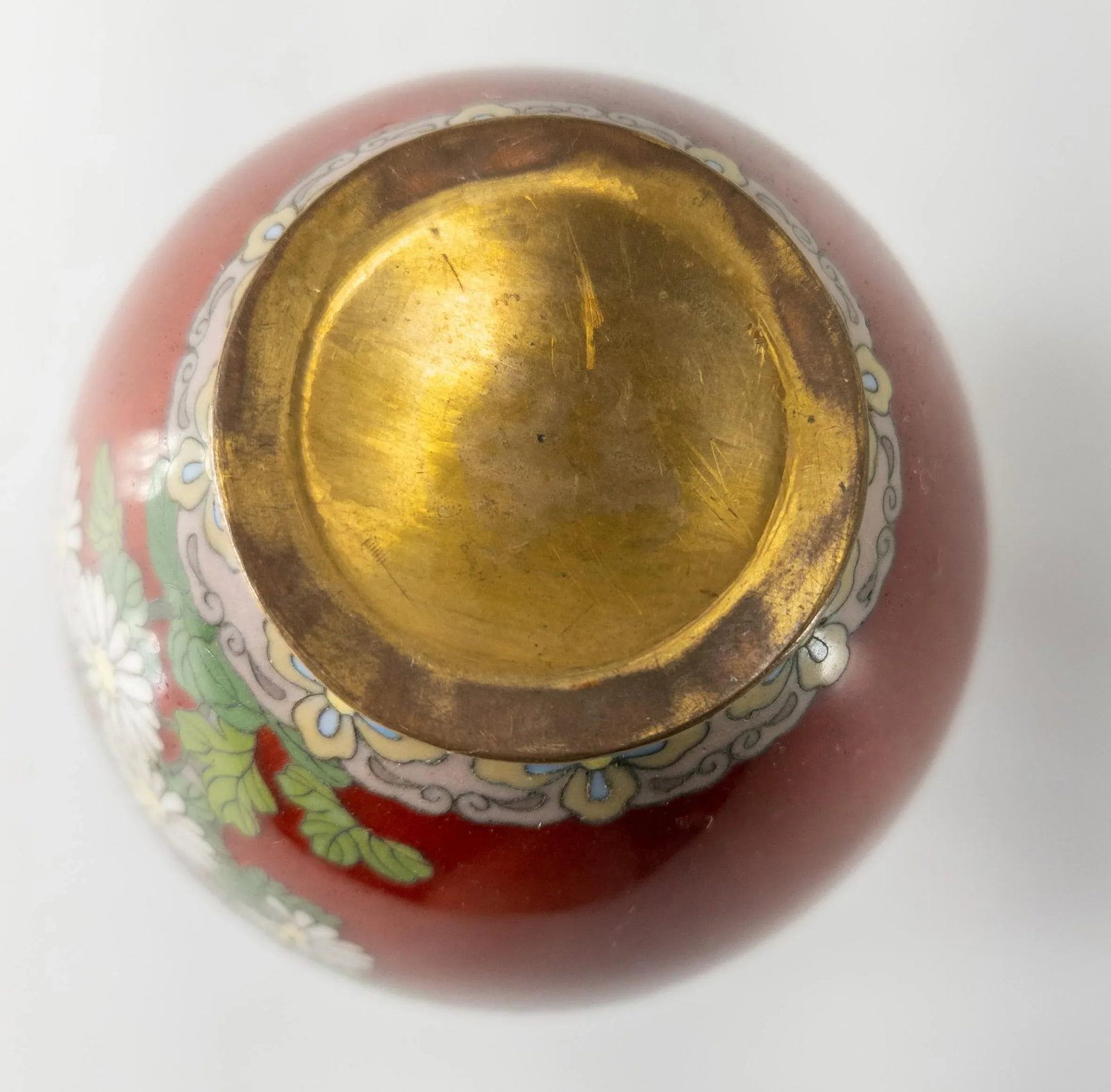 Early 20th Century Japanese Cloisonne Enamel Vase With Chrysanthemum - 10