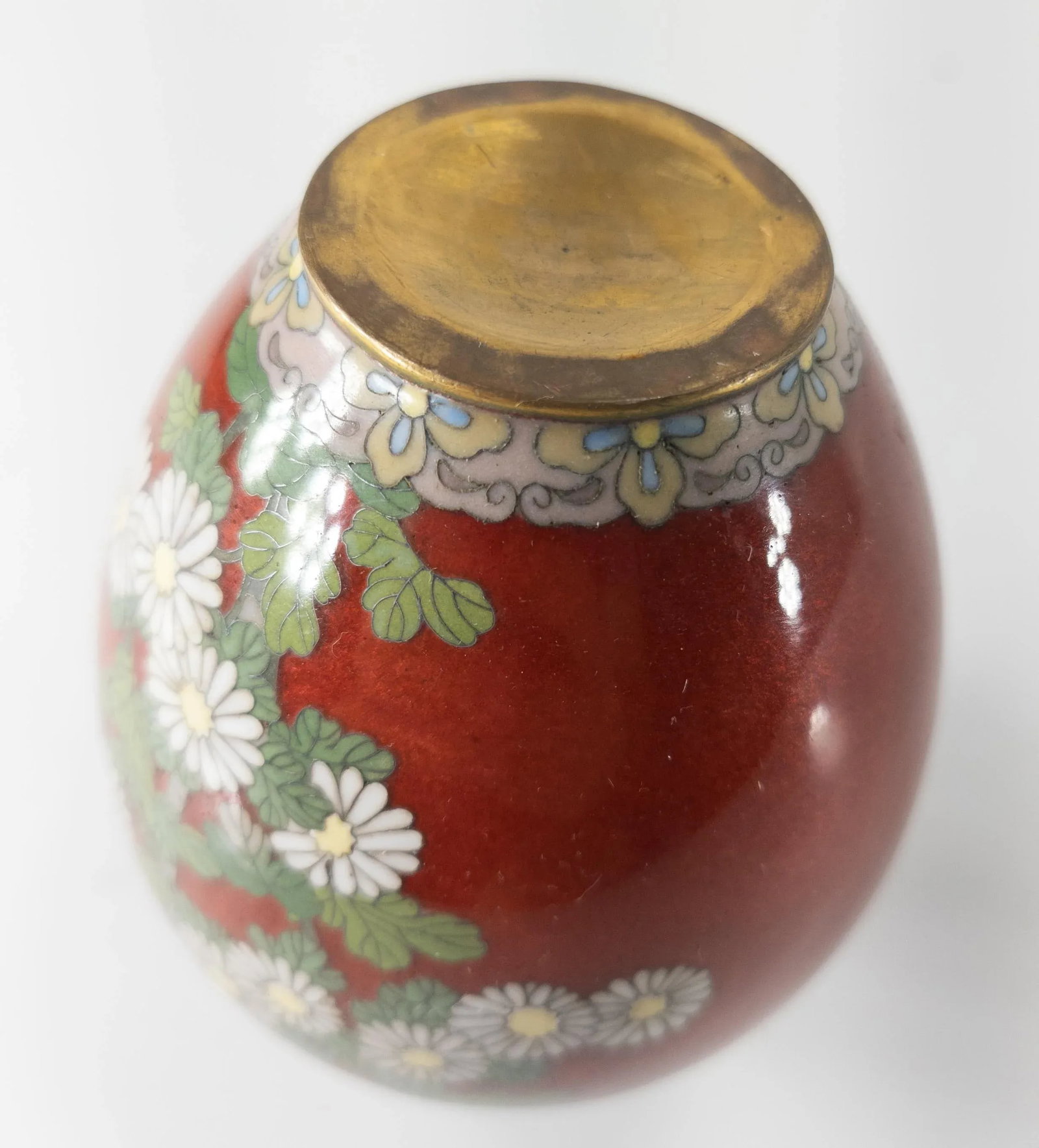 Early 20th Century Japanese Cloisonne Enamel Vase With Chrysanthemum - 11
