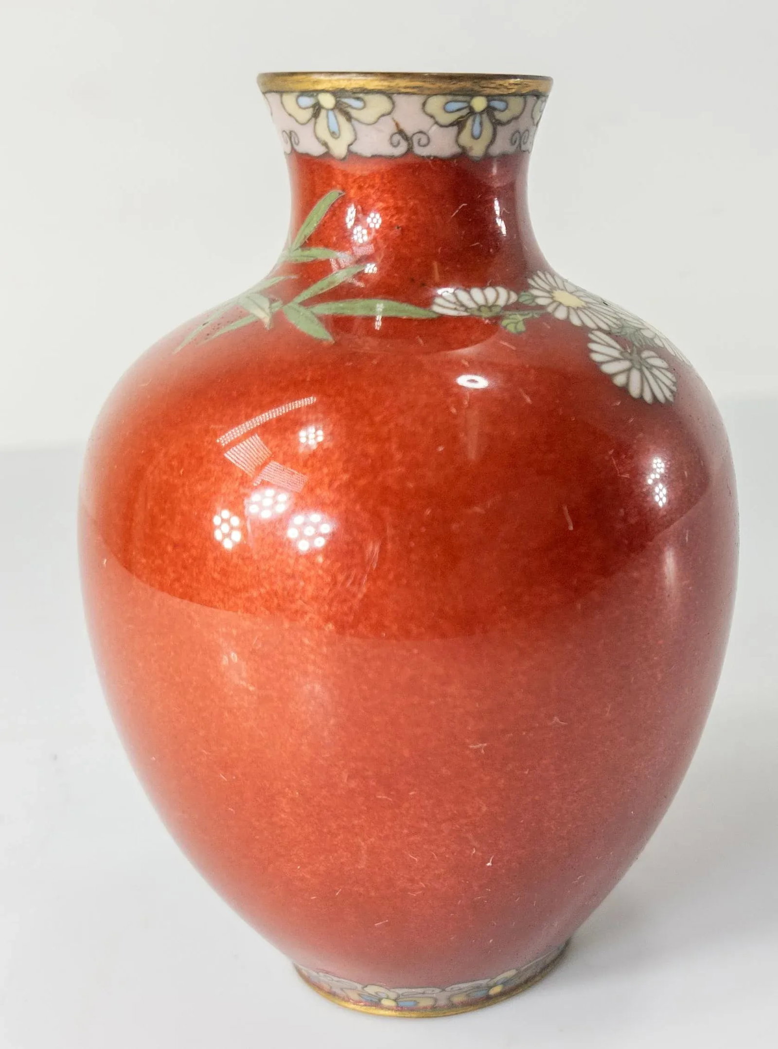 Early 20th Century Japanese Cloisonne Enamel Vase With Chrysanthemum - 5